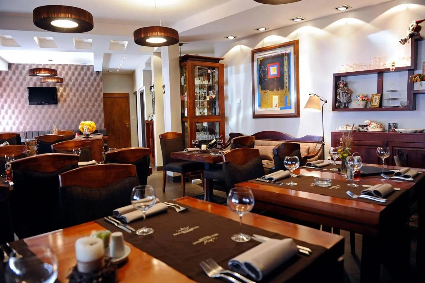 Restaurant/places to eat in Hotel Kraljevi Čardaci