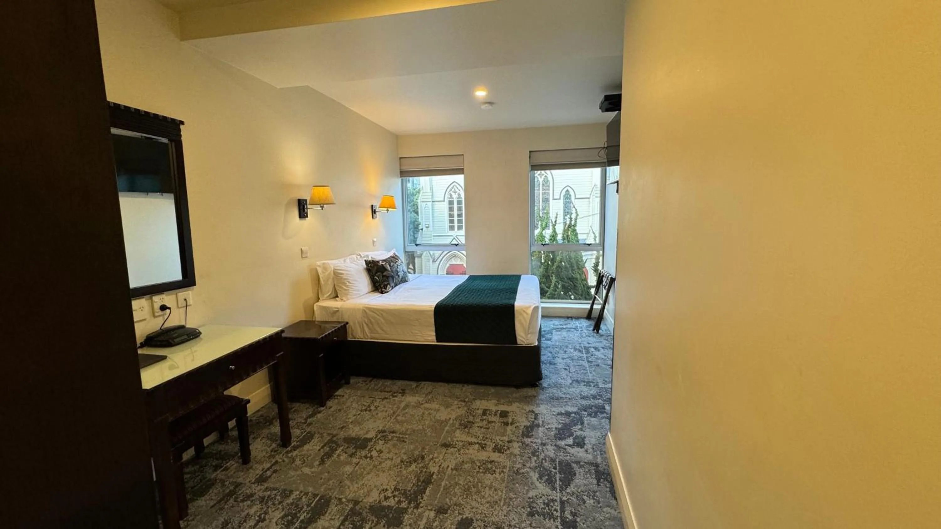 Bedroom, Bed in Trinity Hotel