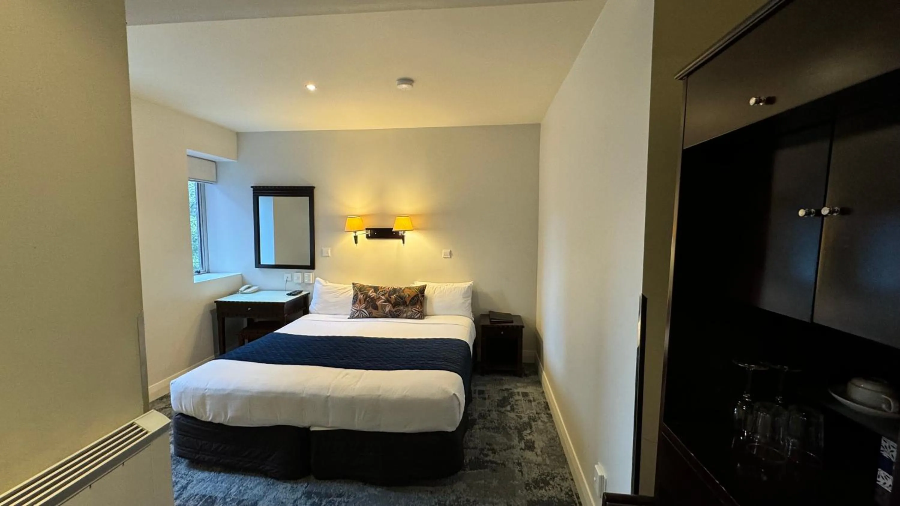 Bedroom, Bed in Trinity Hotel