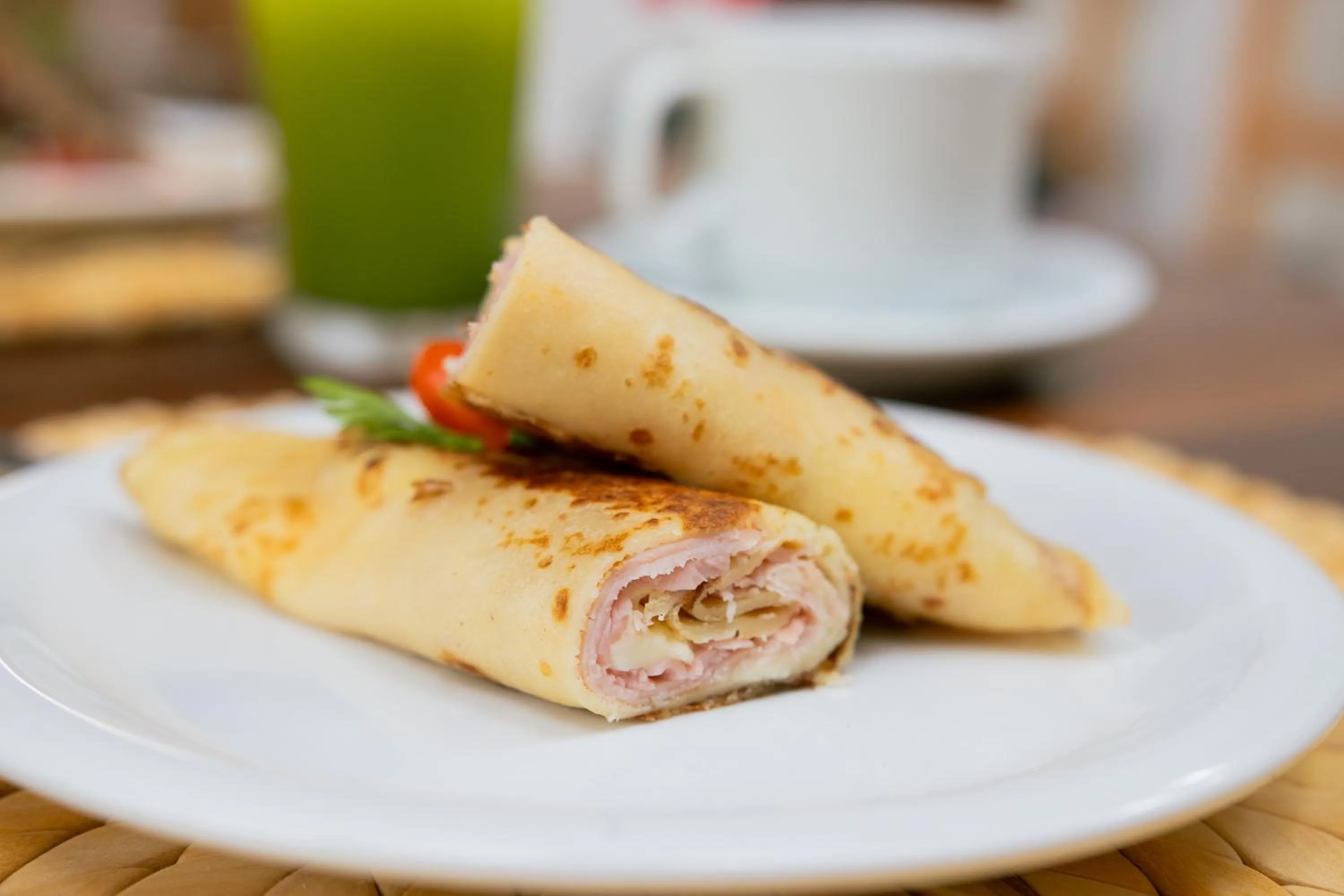 Food and drinks in CasaLô Hotel