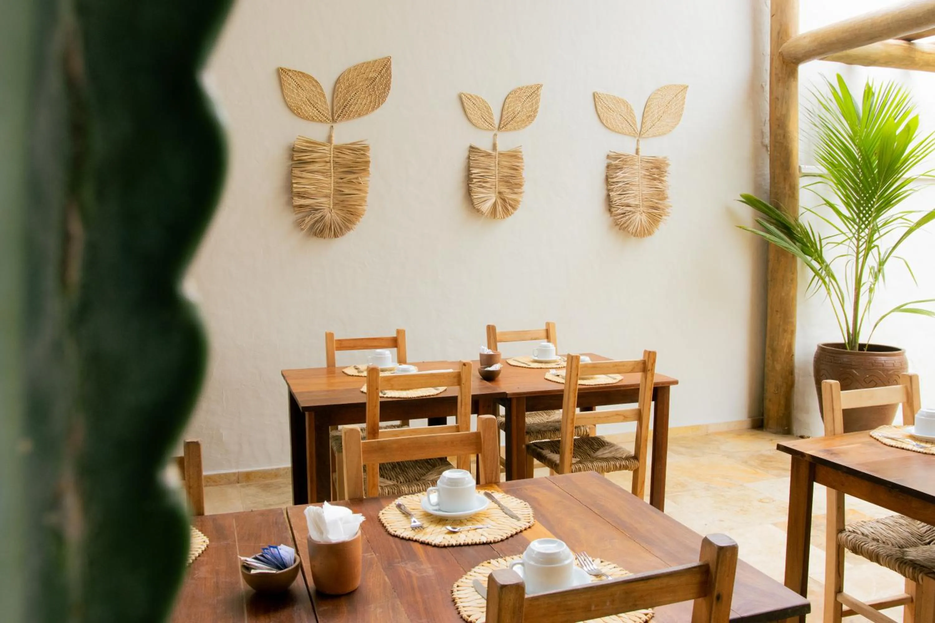 Restaurant/places to eat in CasaLô Hotel