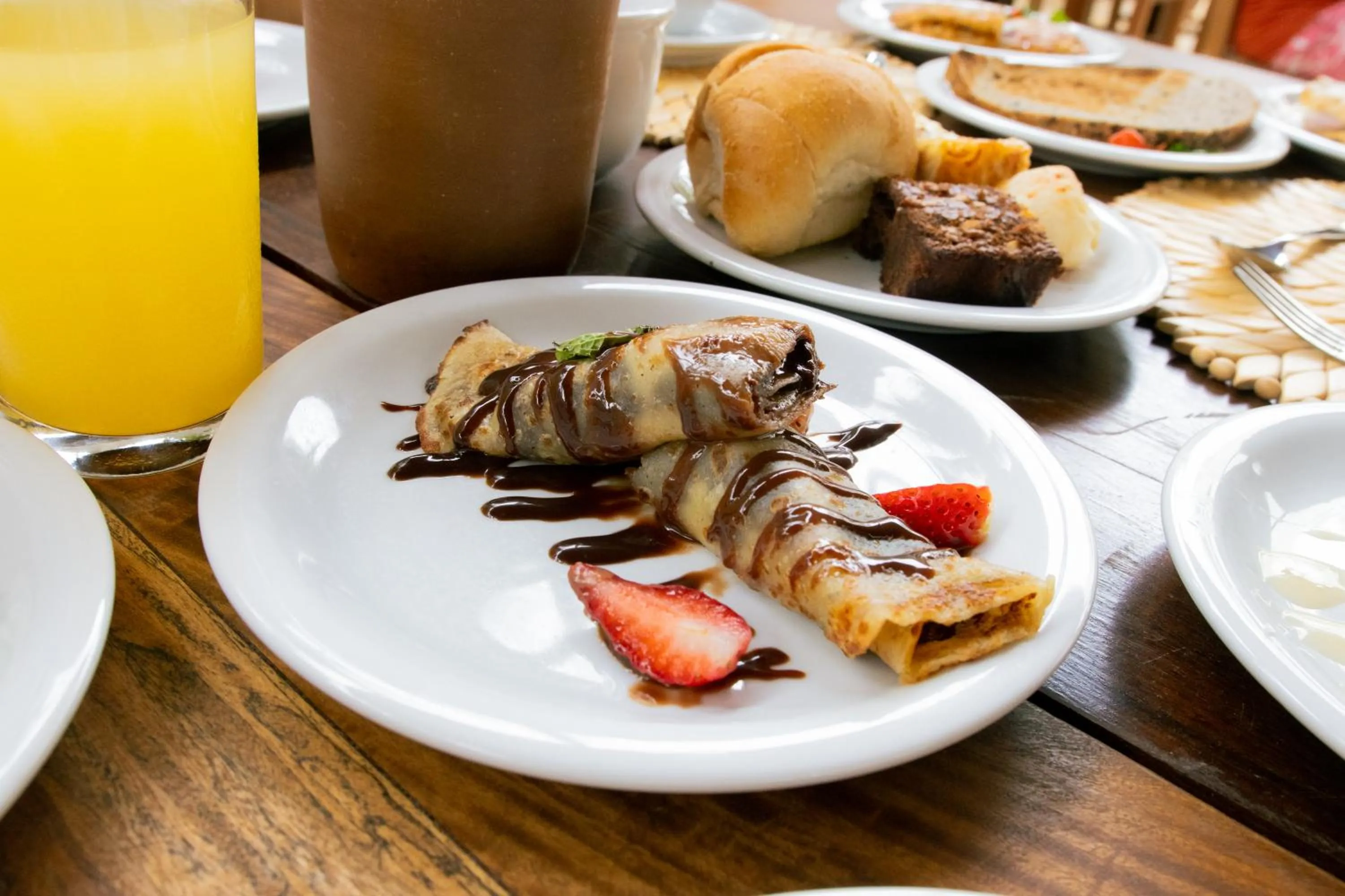 Food and drinks in CasaLô Hotel