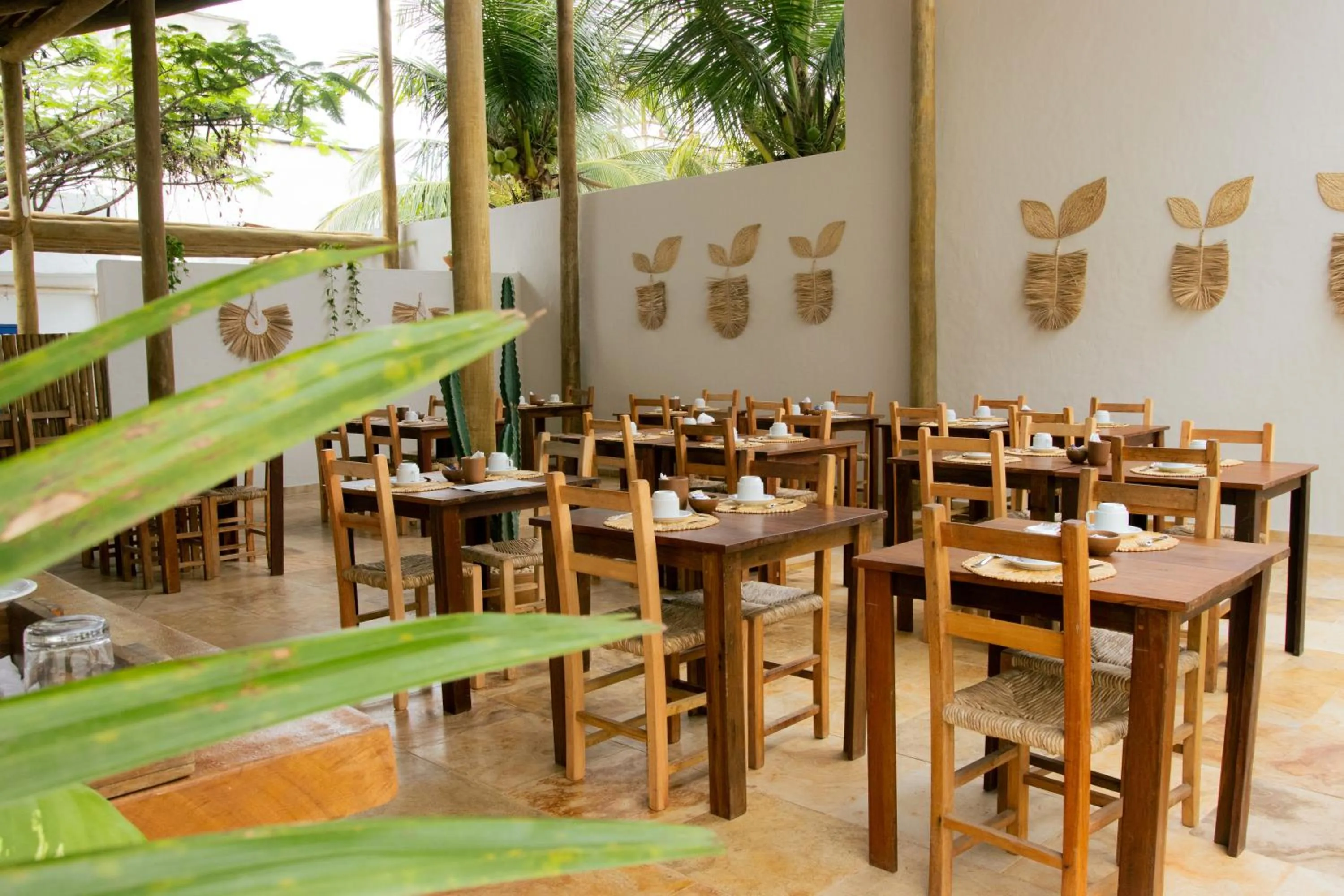 Restaurant/places to eat in CasaLô Hotel