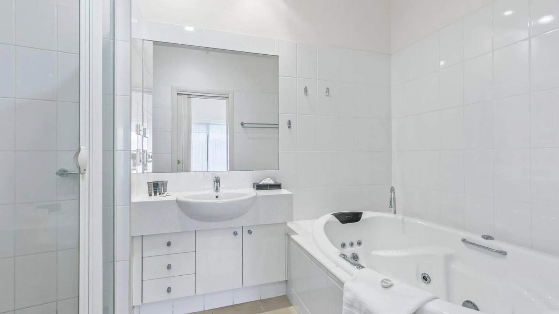 Bathroom in The Esplanade Resort And Spa