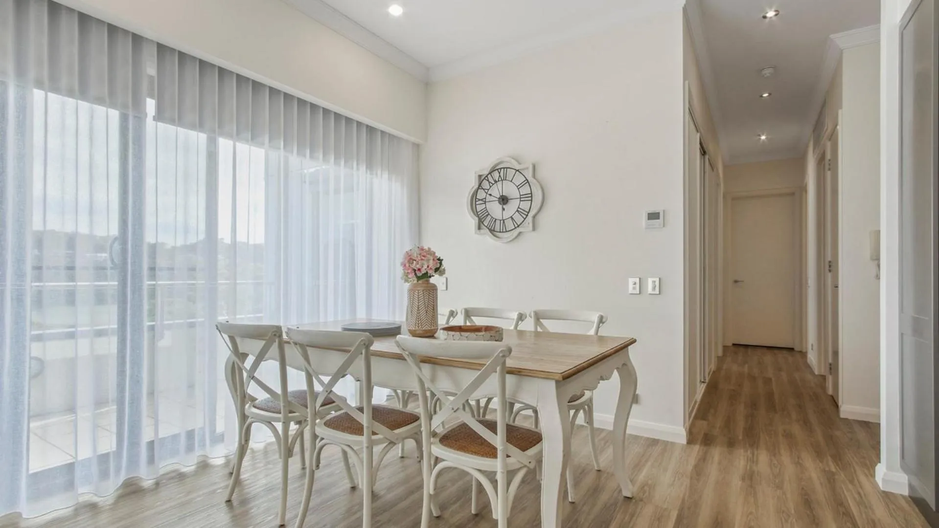 Dining area in The Esplanade Resort And Spa