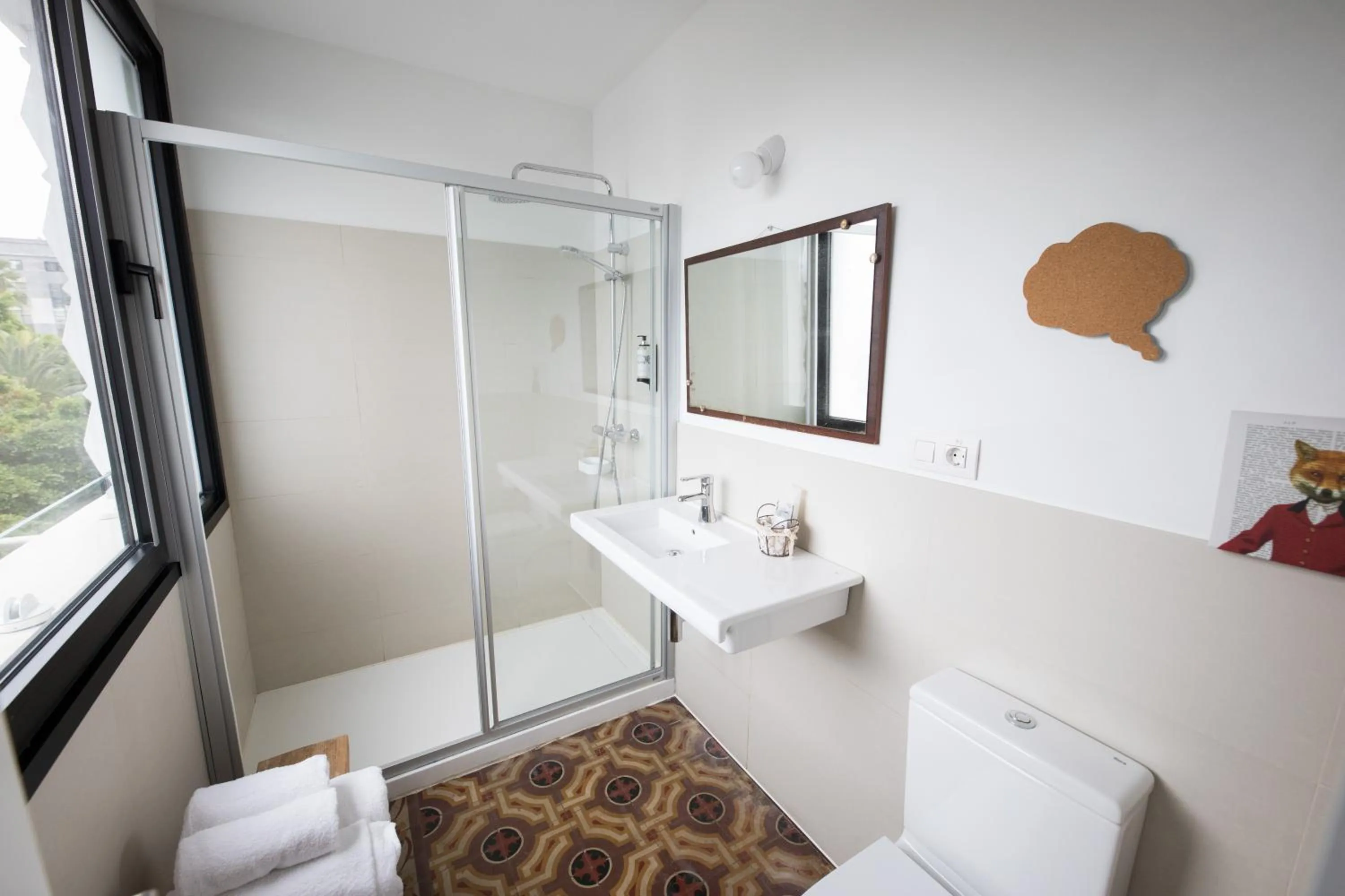 Shower in Hotel Catalina