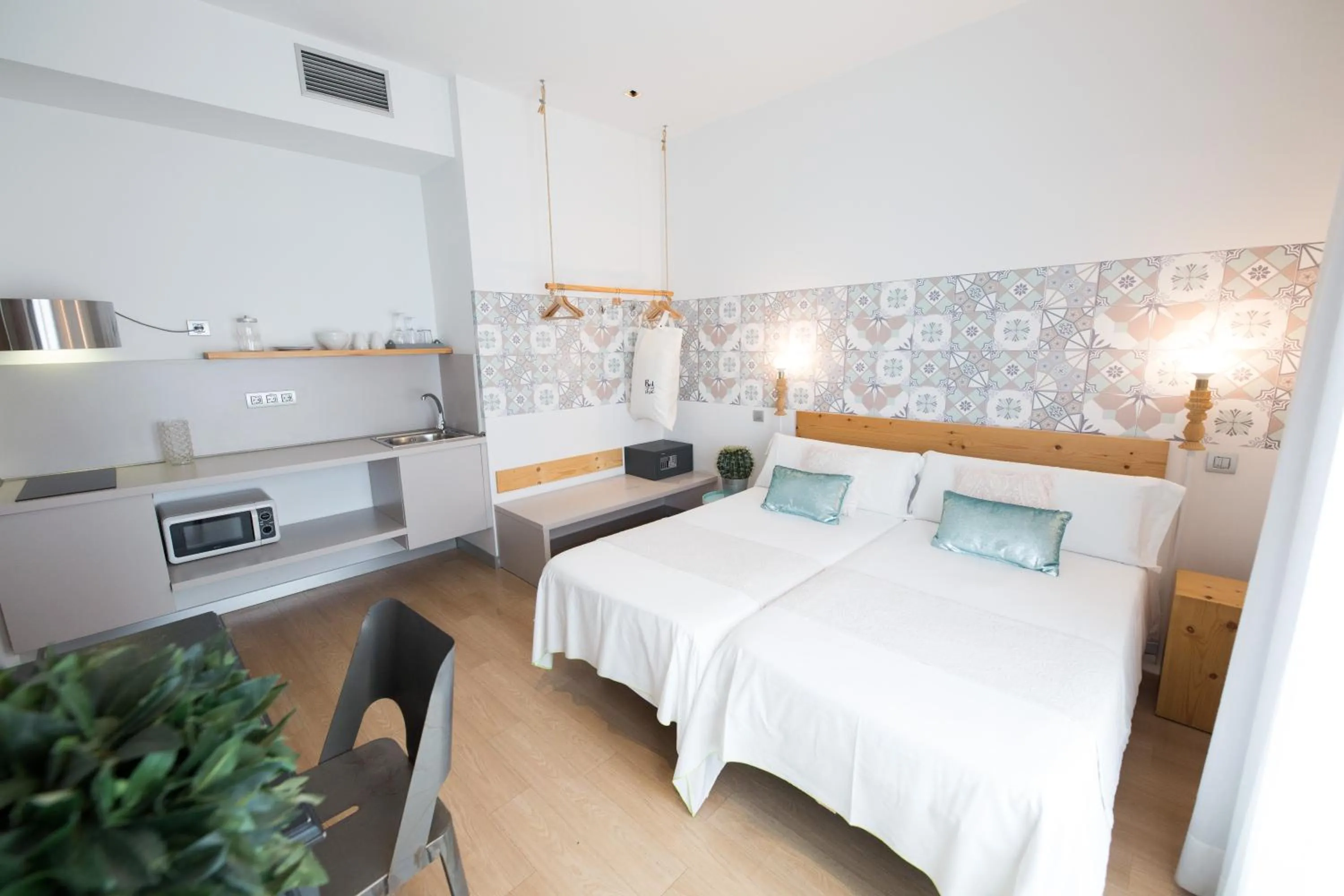 Photo of the whole room, Bed in Hotel Catalina