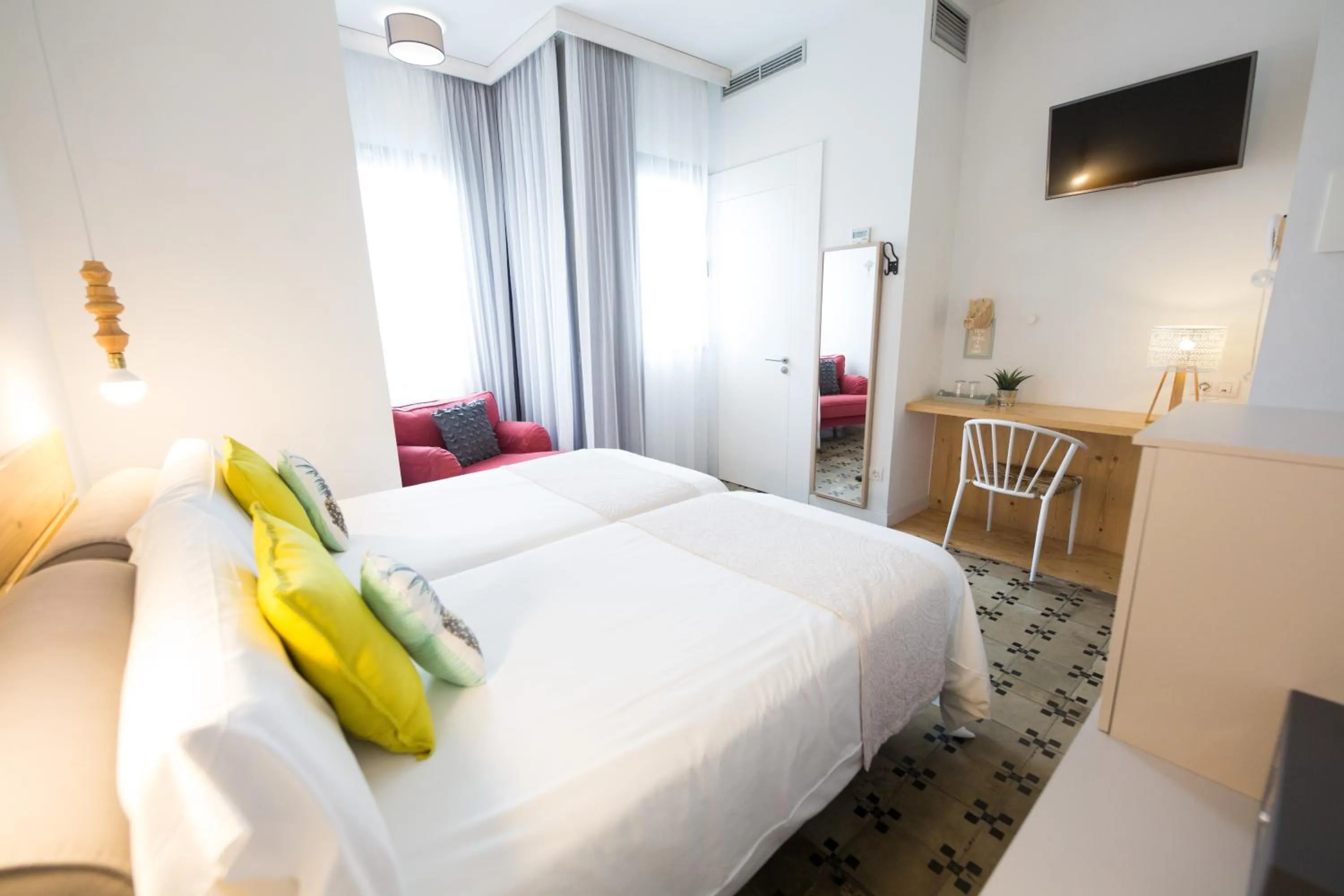 Bed in Hotel Catalina