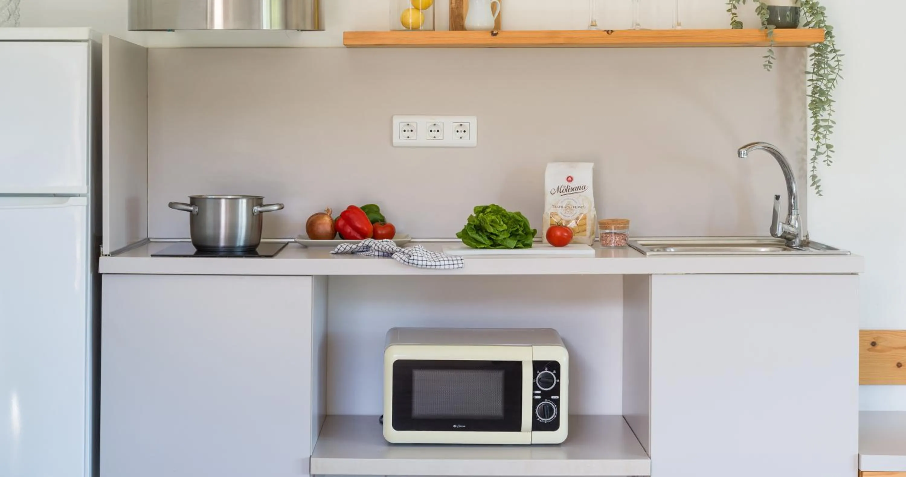 Kitchen or kitchenette in Hotel Catalina