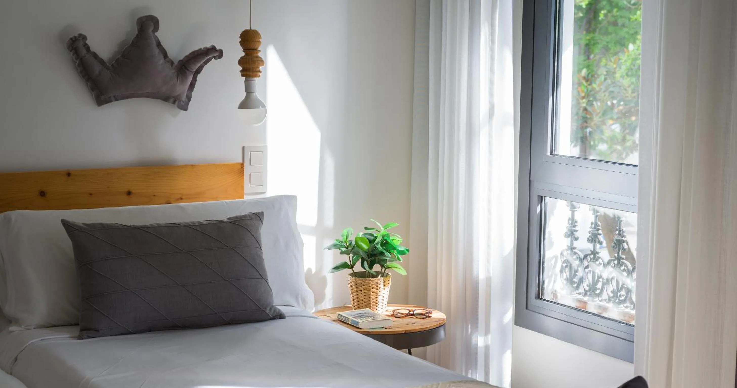 Bed in Hotel Catalina