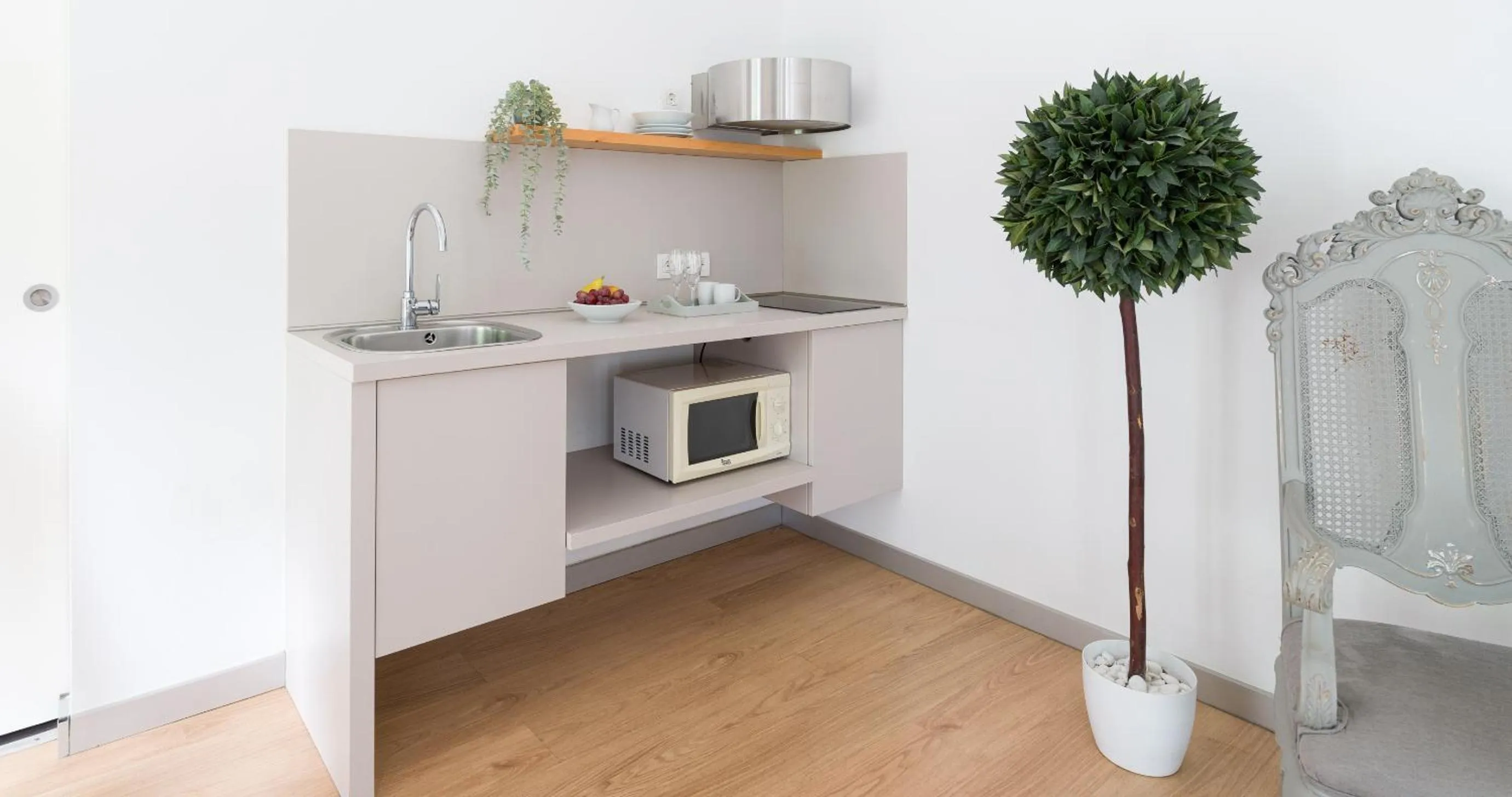 kitchen in Hotel Catalina