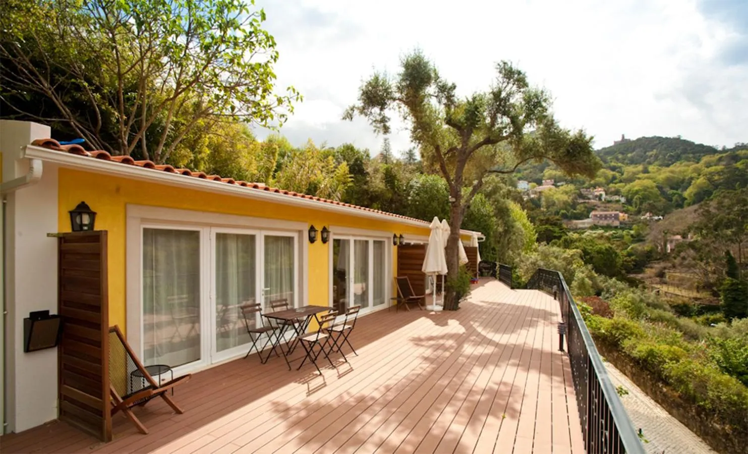 Property building in Casa do Valle