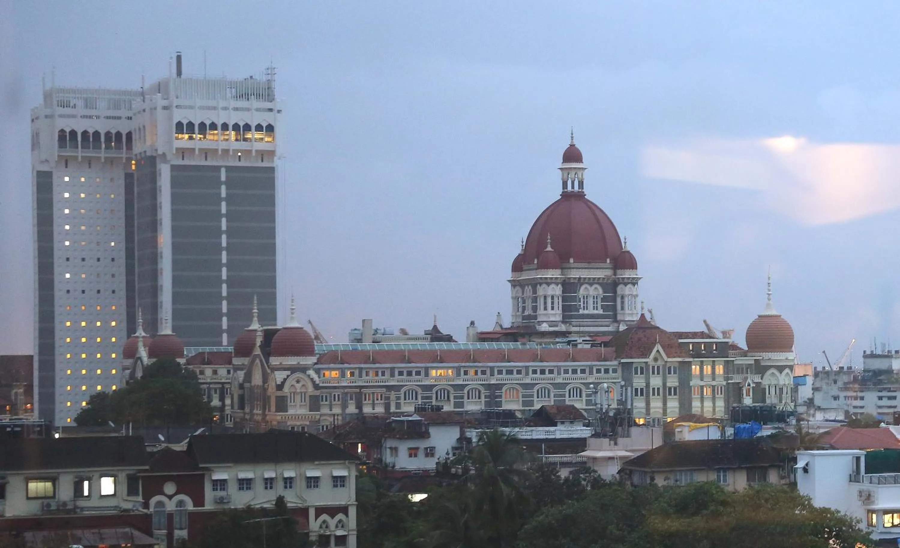 Property building in Hotel Godwin - Colaba