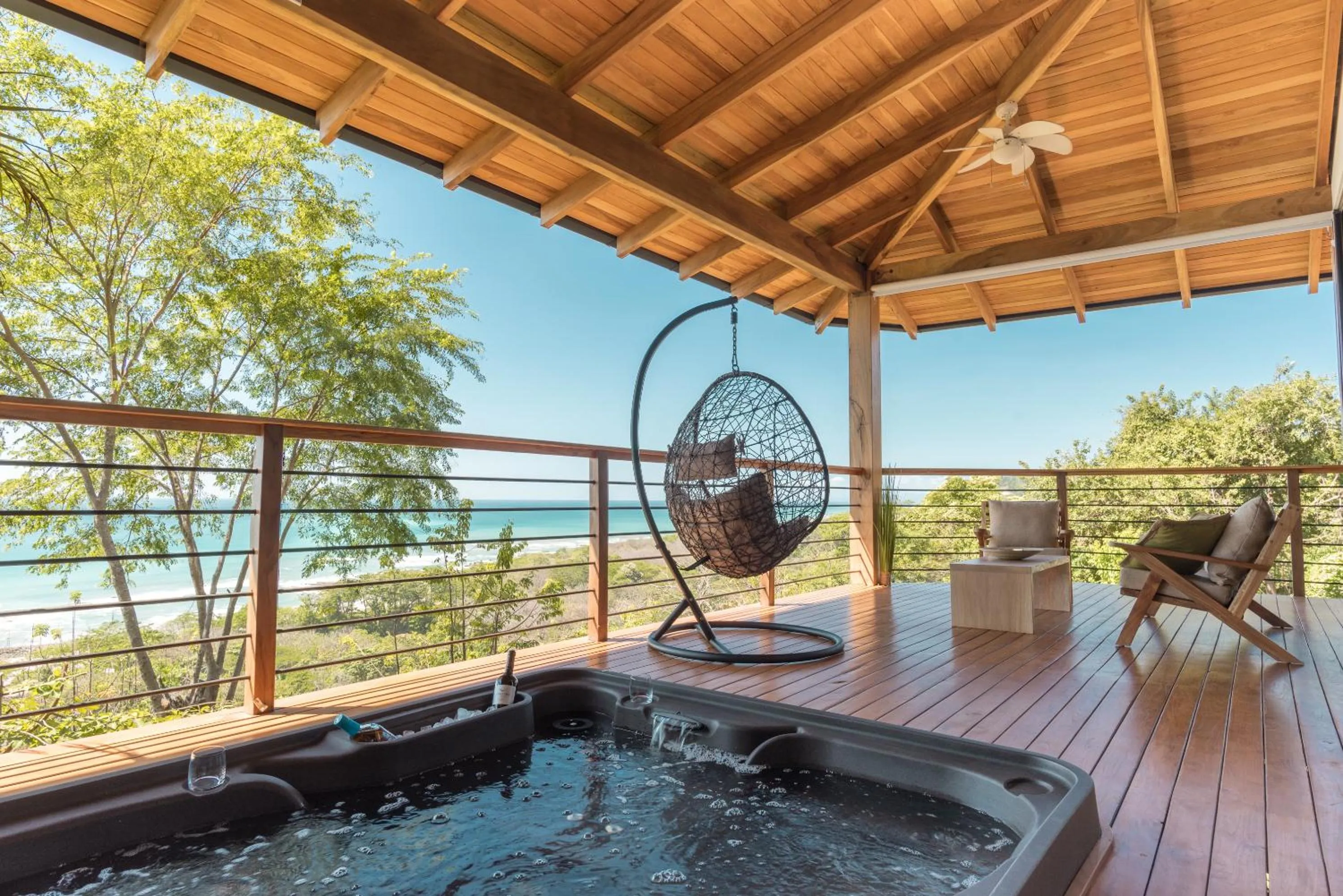 Hot Tub in Vista del Alma Boutique - Adult Only