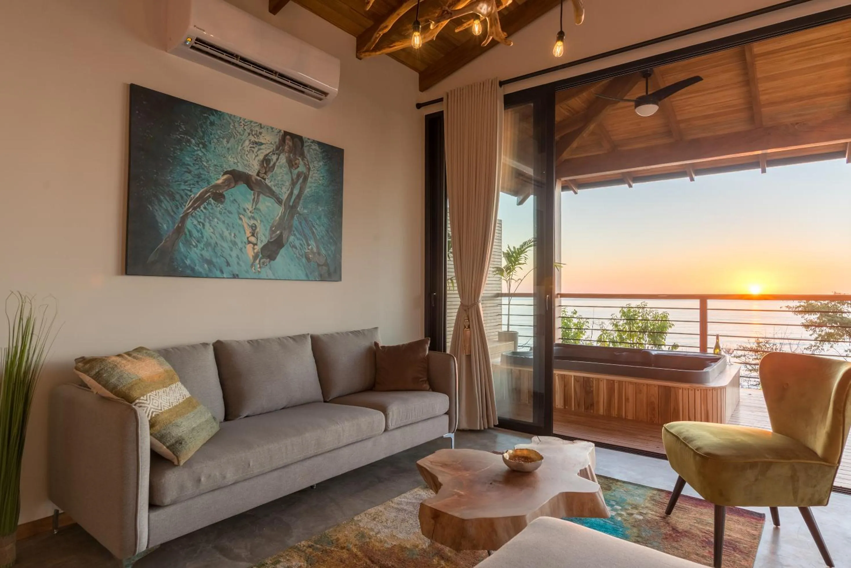 Hot Tub in Vista del Alma Boutique - Adult Only