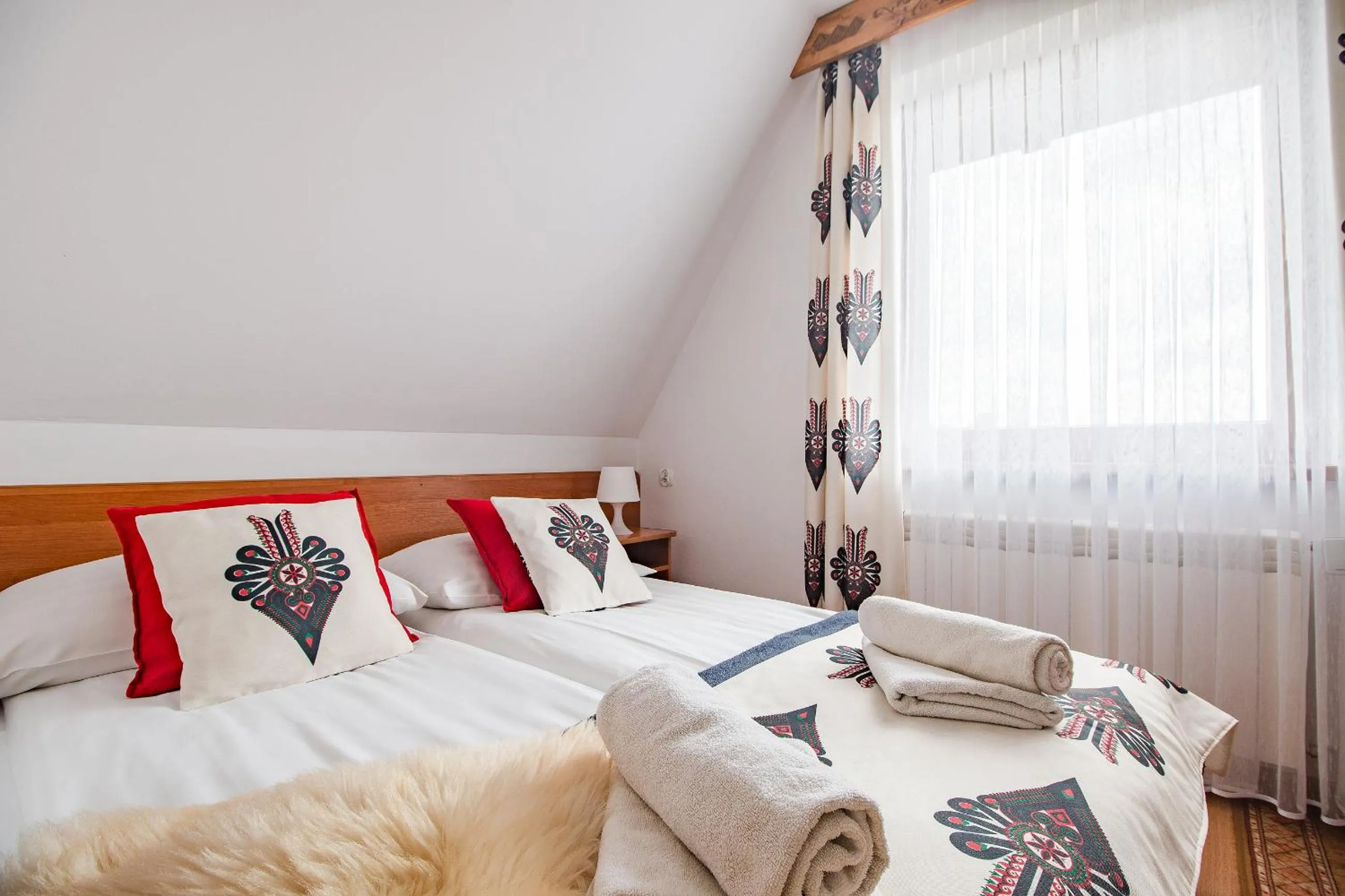 Photo of the whole room, Bed in Willa Wrzos