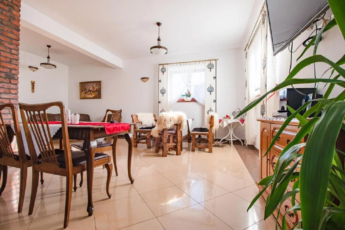 Dining area in Willa Wrzos