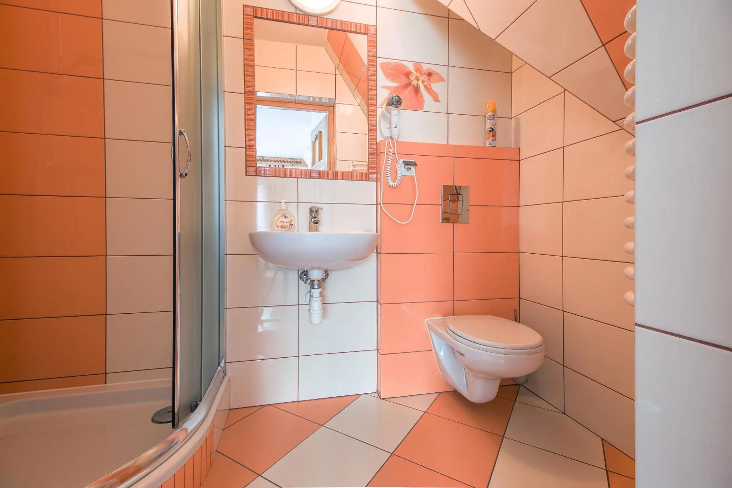 Shower in Willa Wrzos