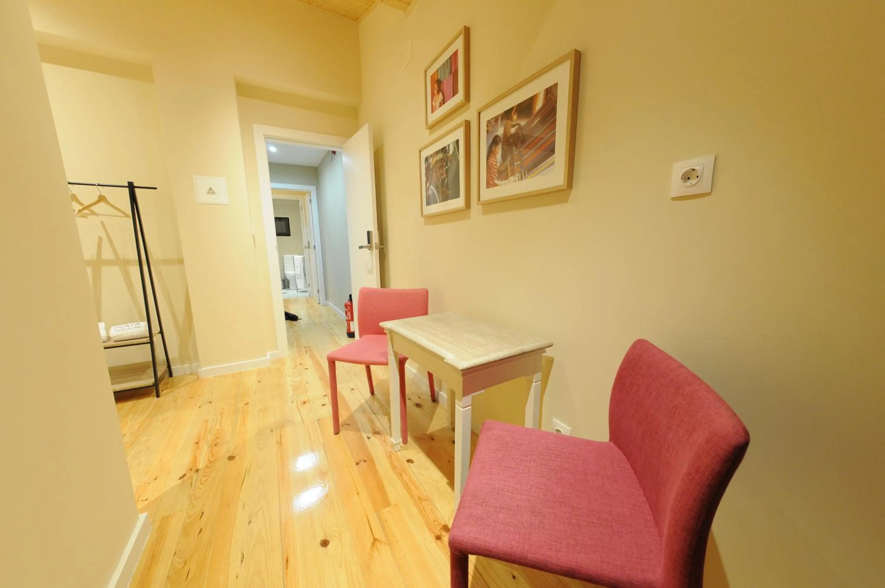 Naya-Downtown Guesthouse