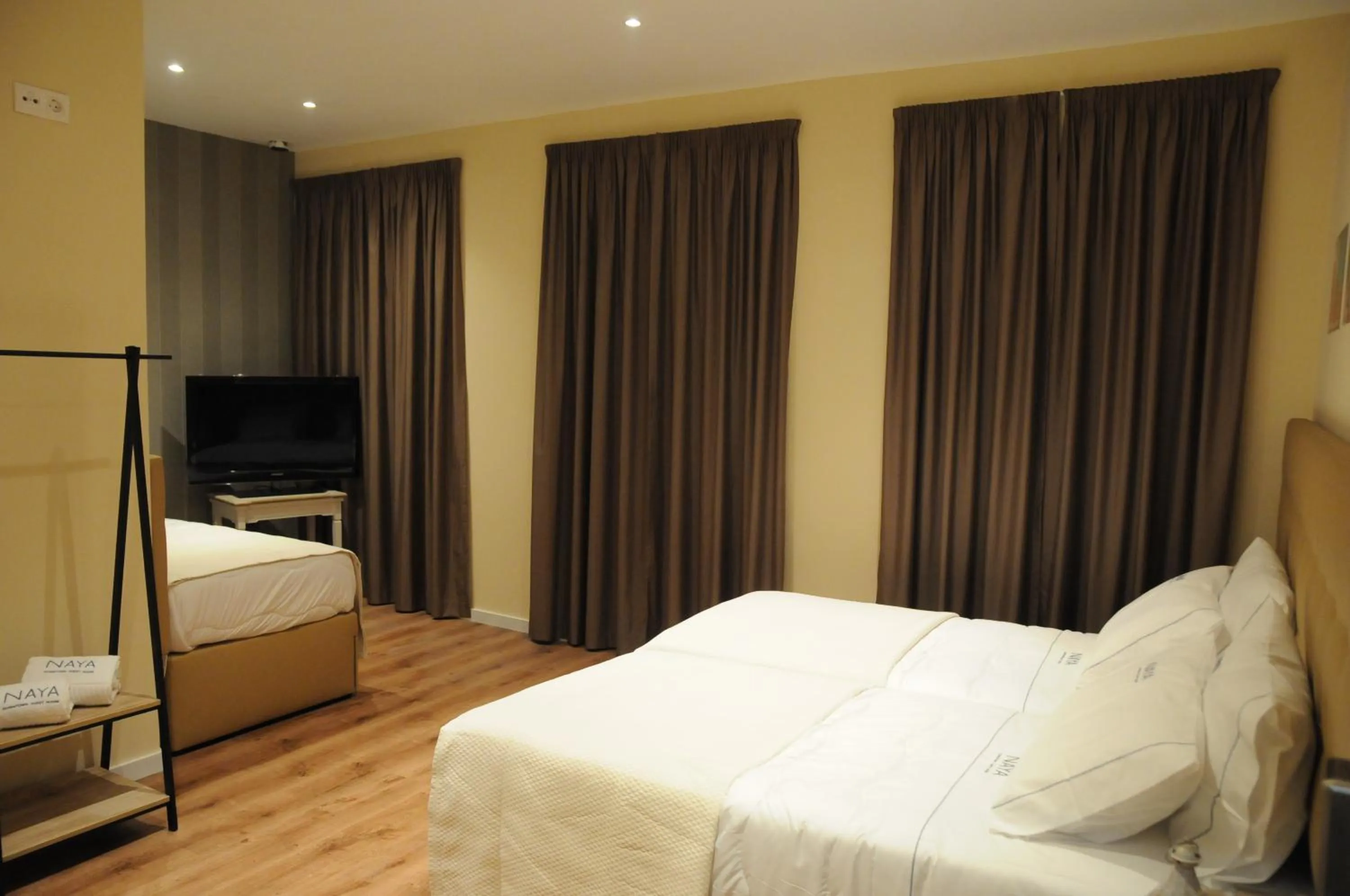 Bed in Naya-Downtown Guesthouse