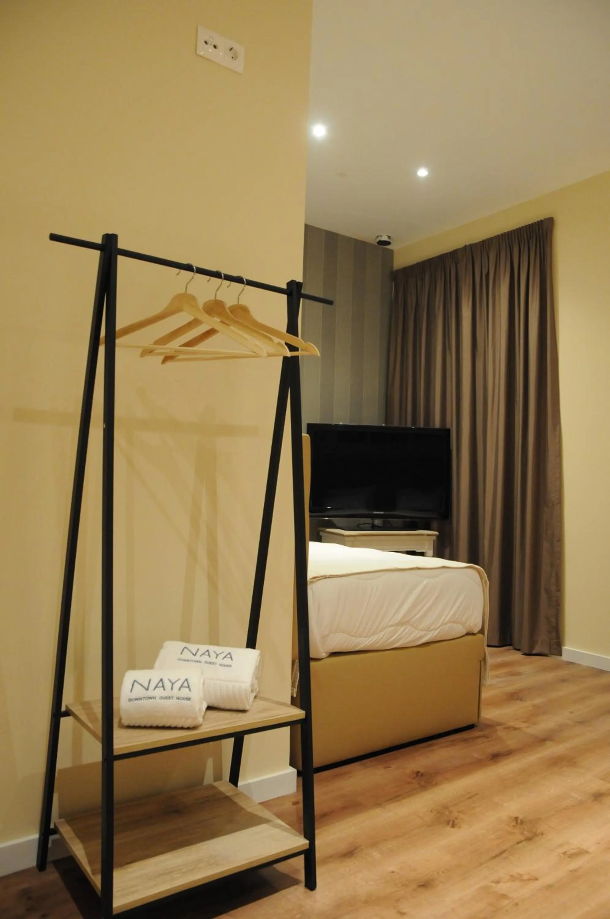 Bed in Naya-Downtown Guesthouse