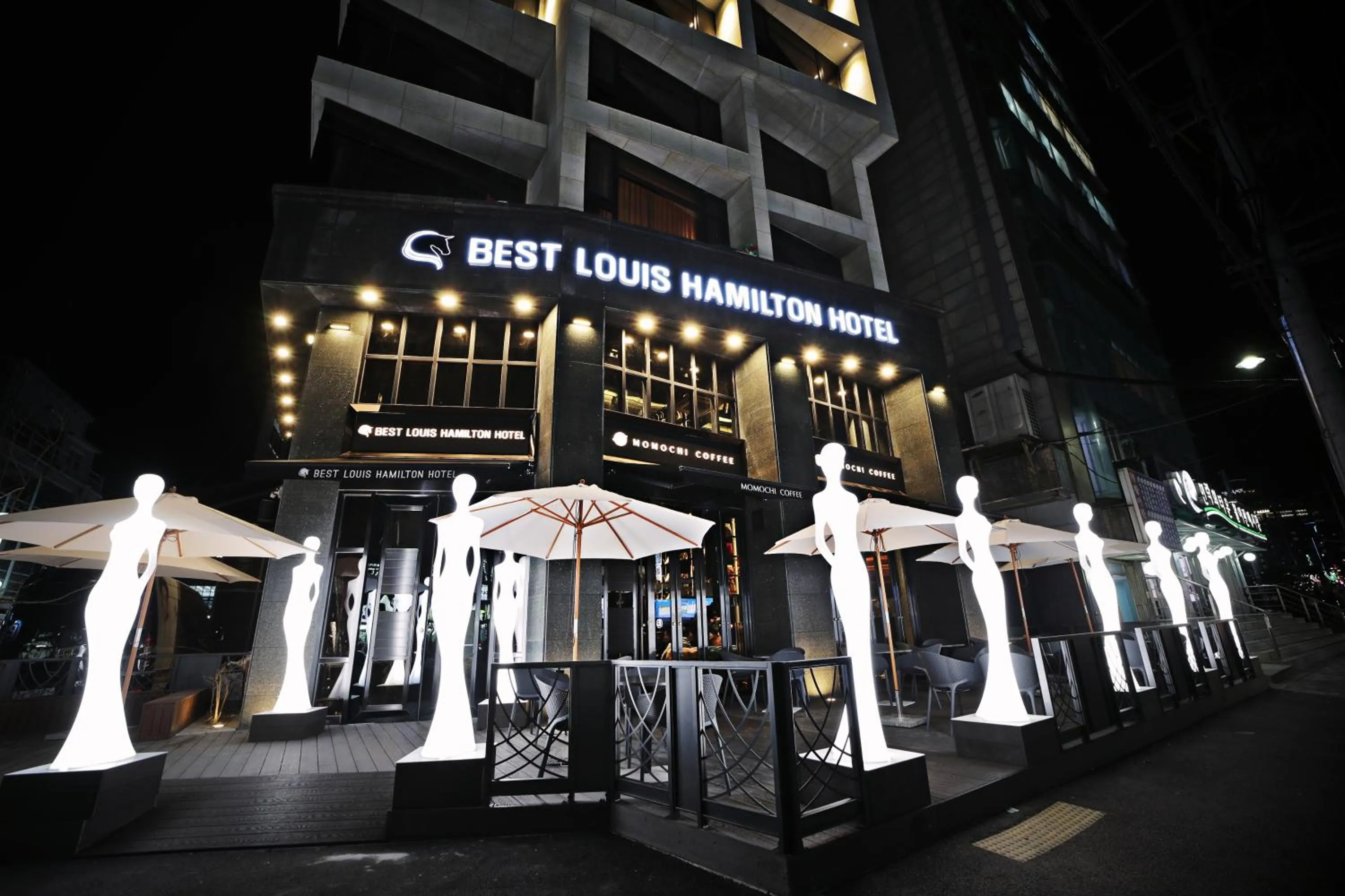 Property building in Best Louis Hamilton Hotel Gwangan