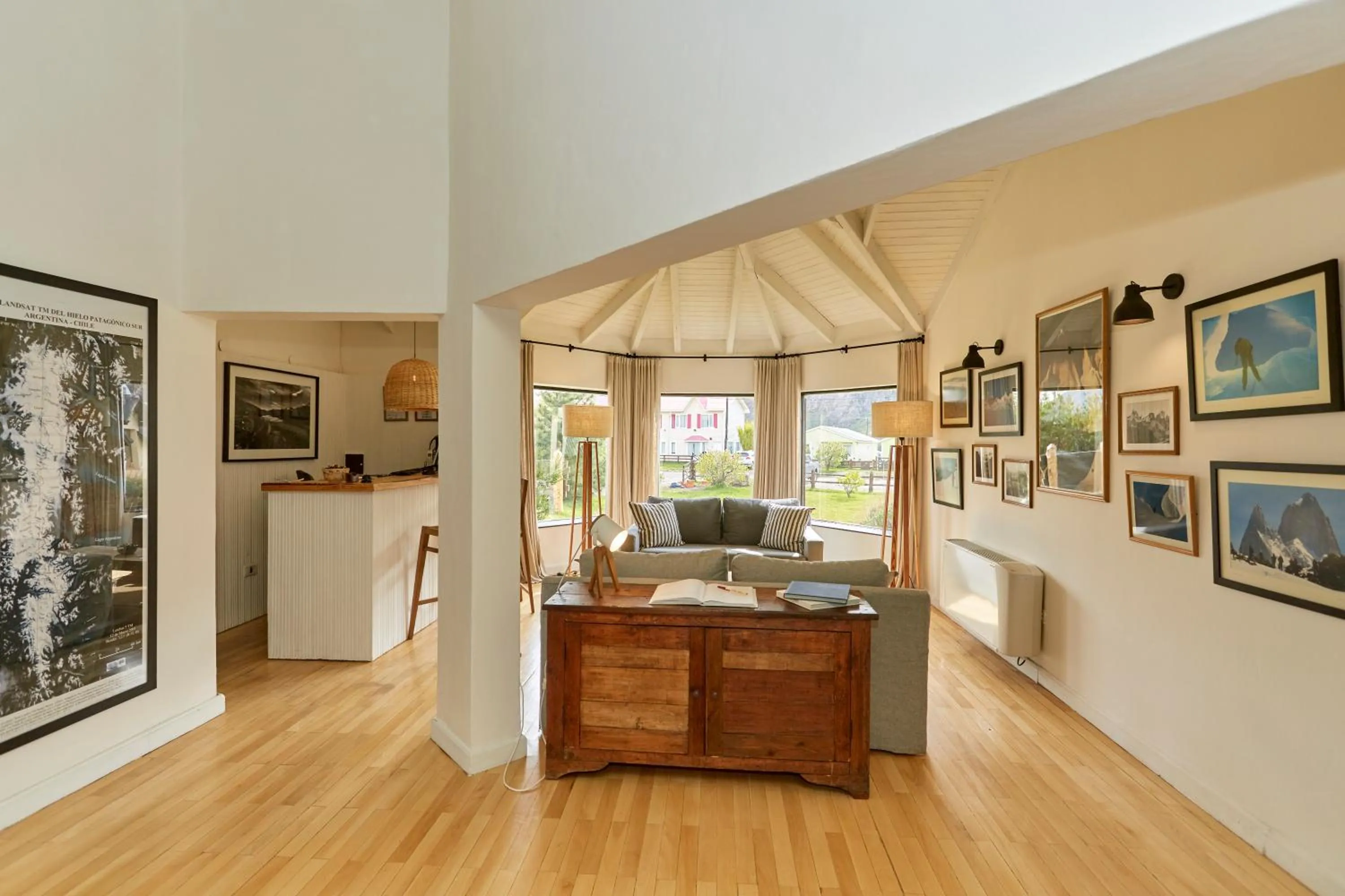 Lobby or reception in Hosteria El Puma