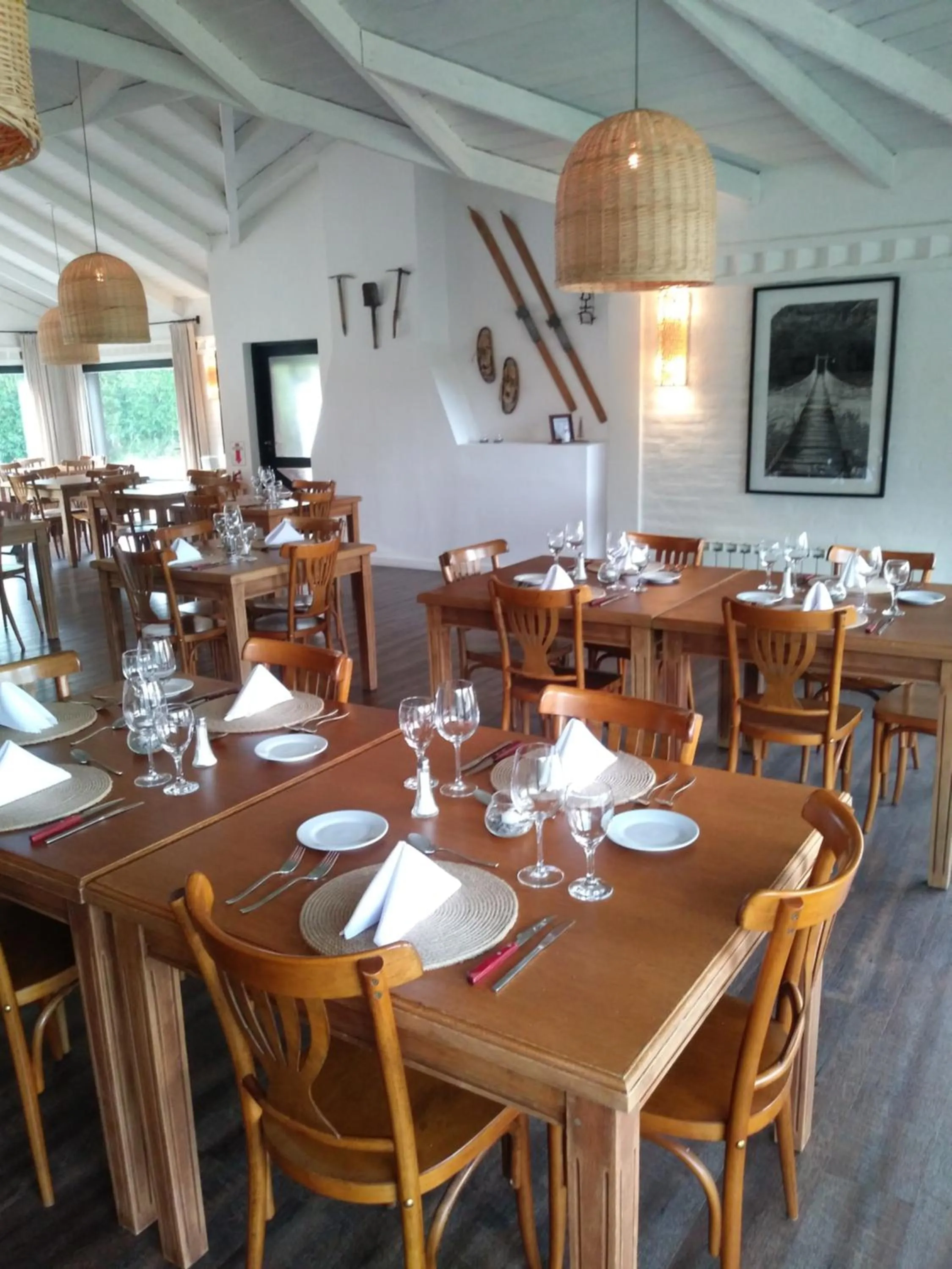 Restaurant/places to eat in Hosteria El Puma