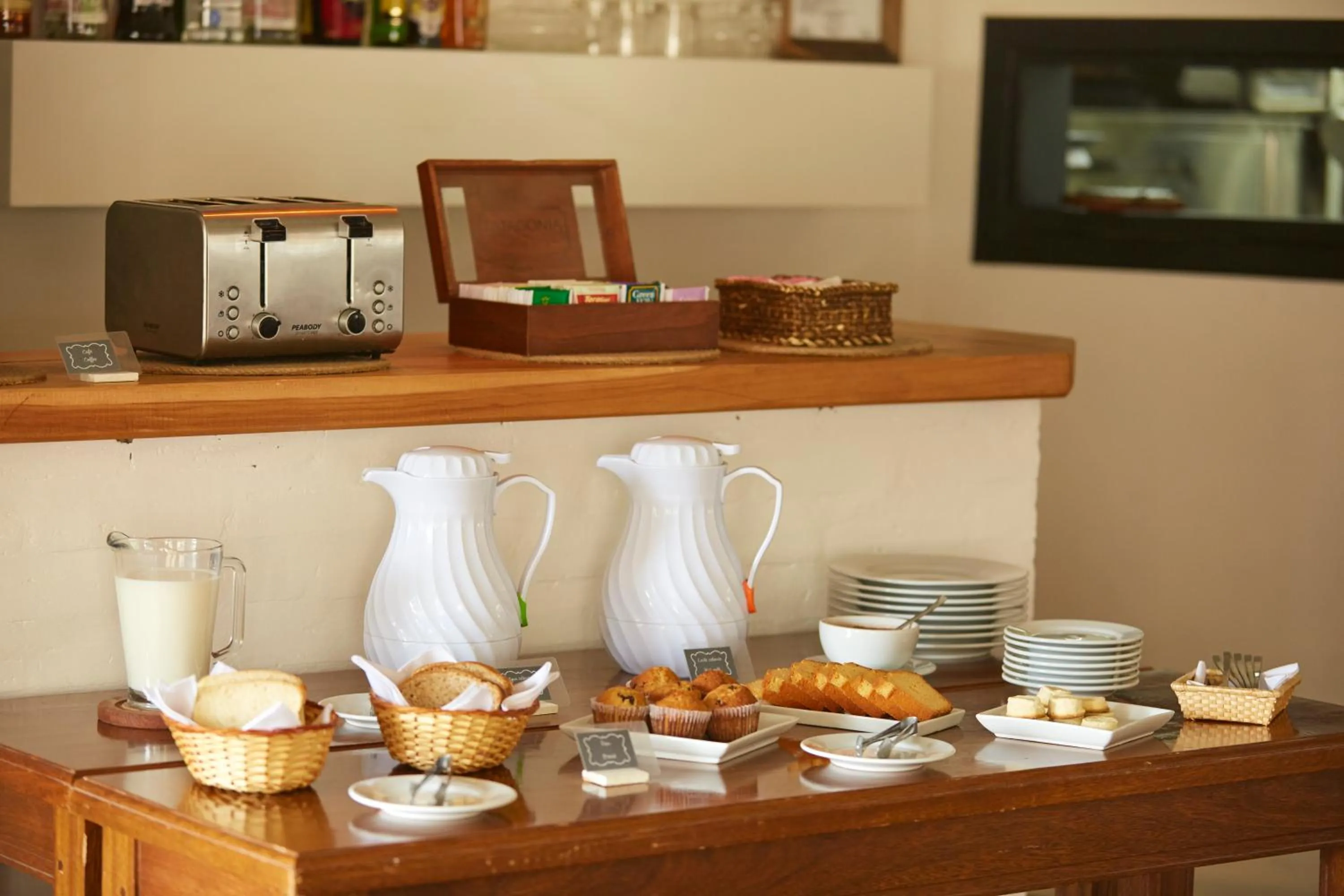 Buffet breakfast in Hosteria El Puma