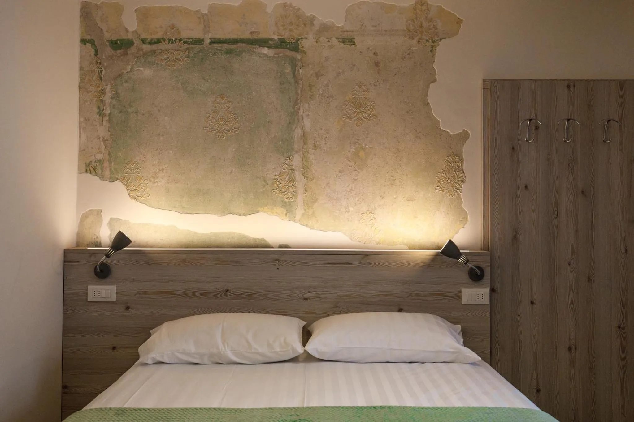 Bed in Albergo Belvedere