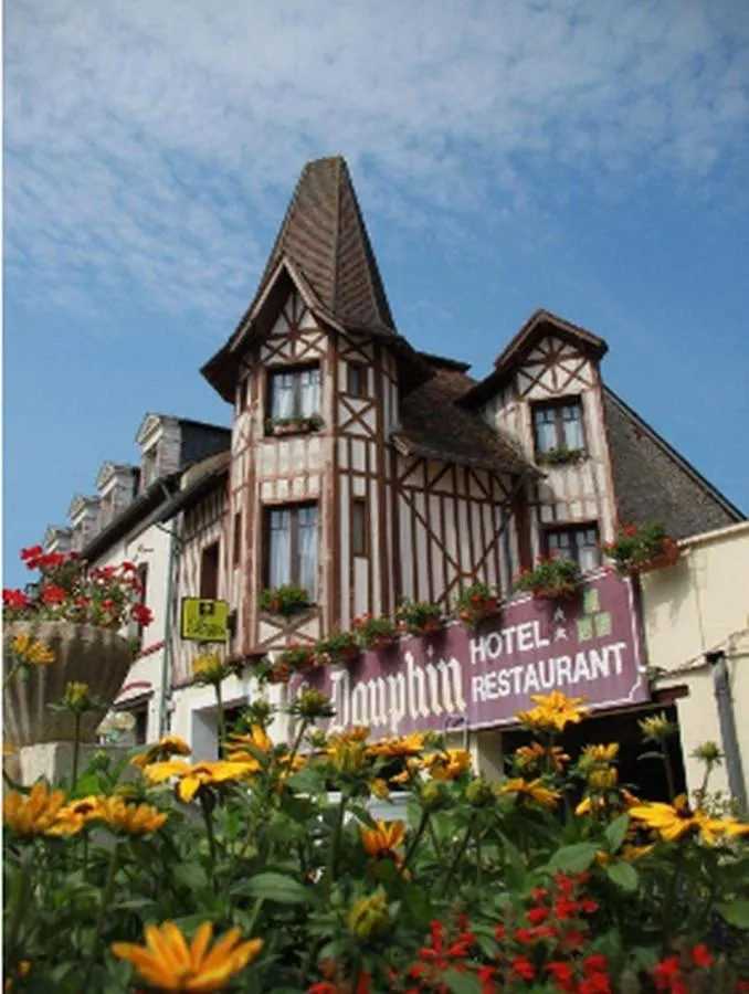 Logis Hôtel et Restaurant du Dauphin