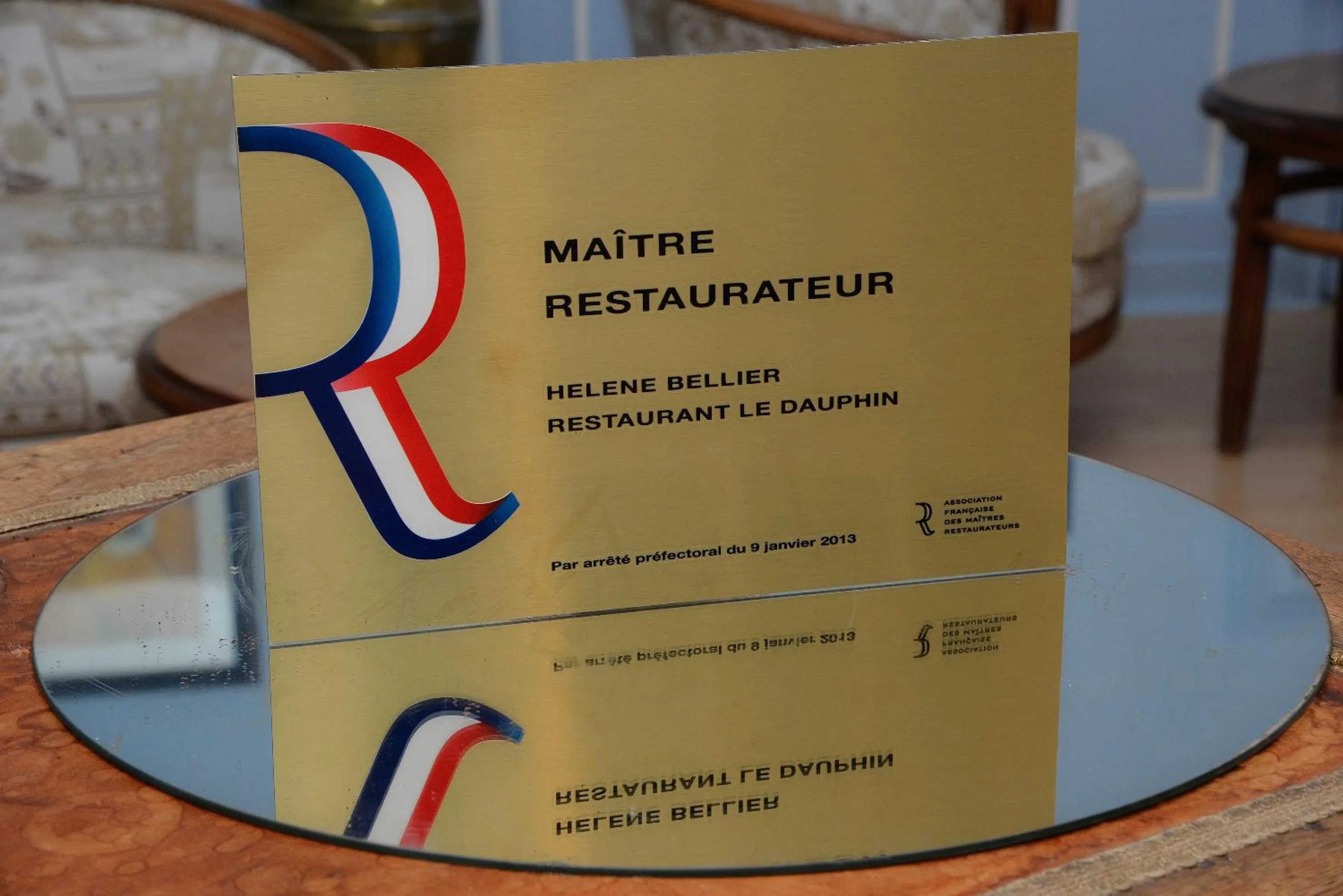 Logis Hôtel et Restaurant du Dauphin