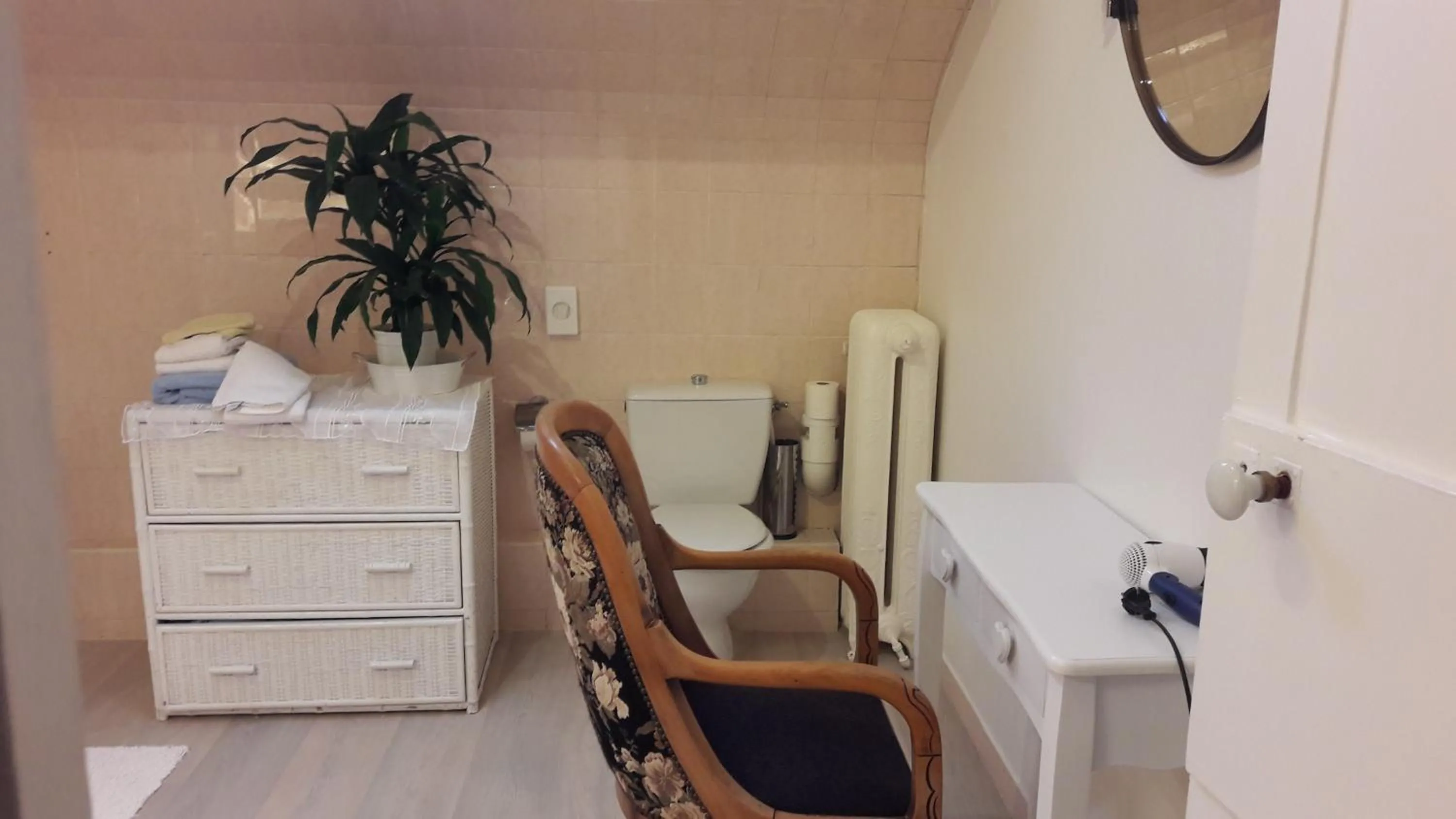 Logis Hôtel et Restaurant du Dauphin