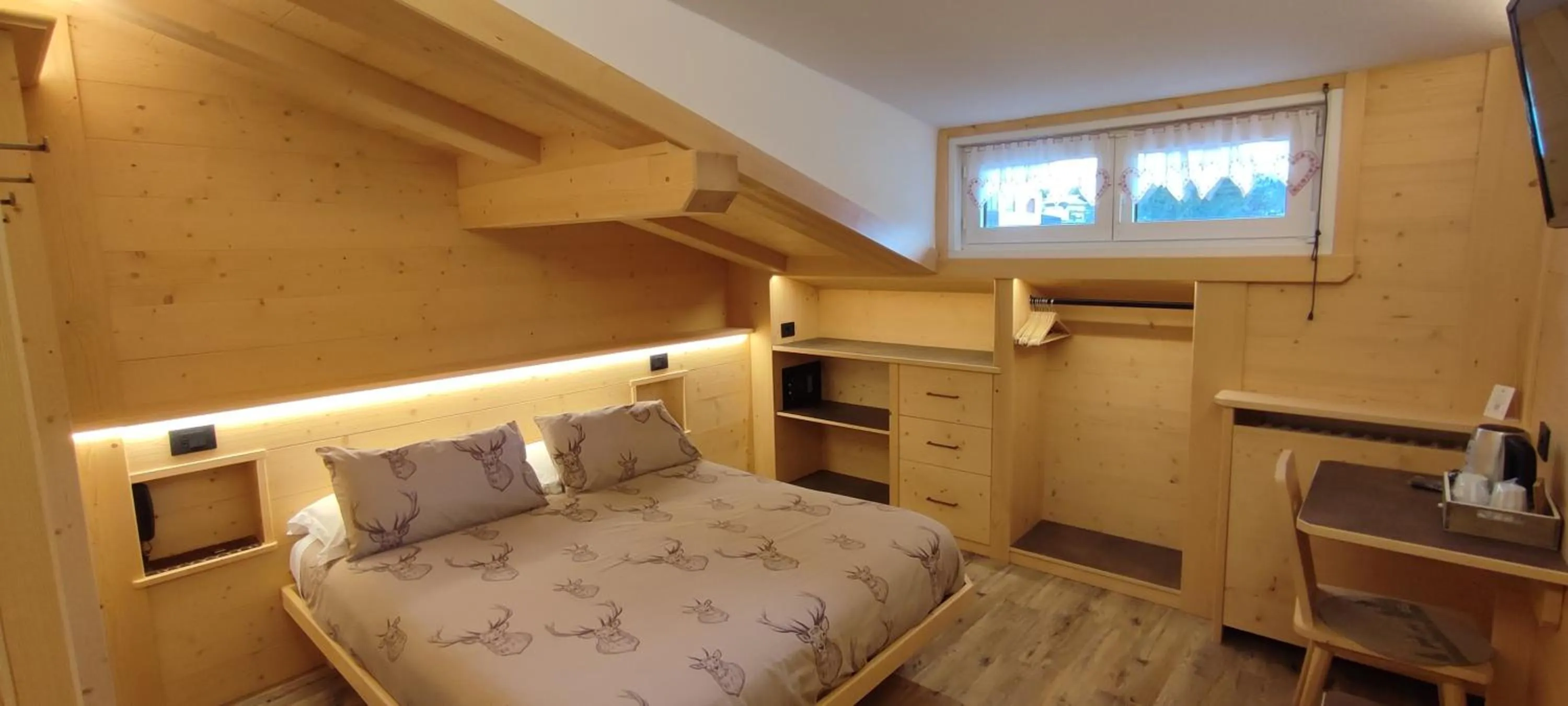 View (from property/room), Bed in Hotel Villa Gaia