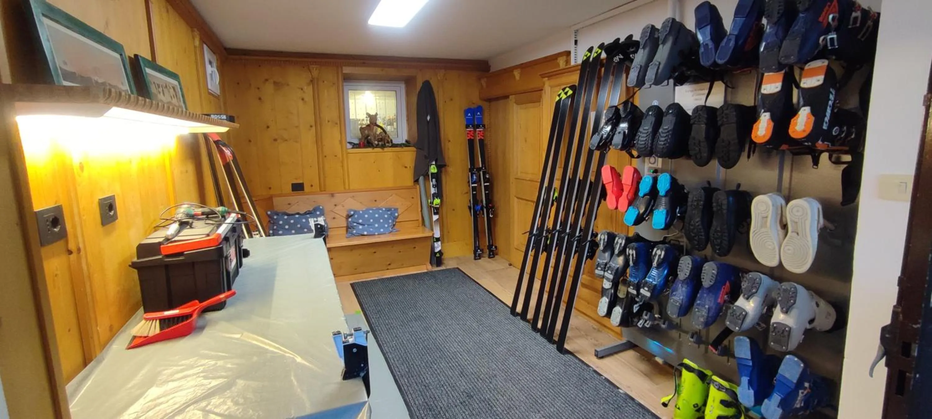 furniture in Hotel Villa Gaia