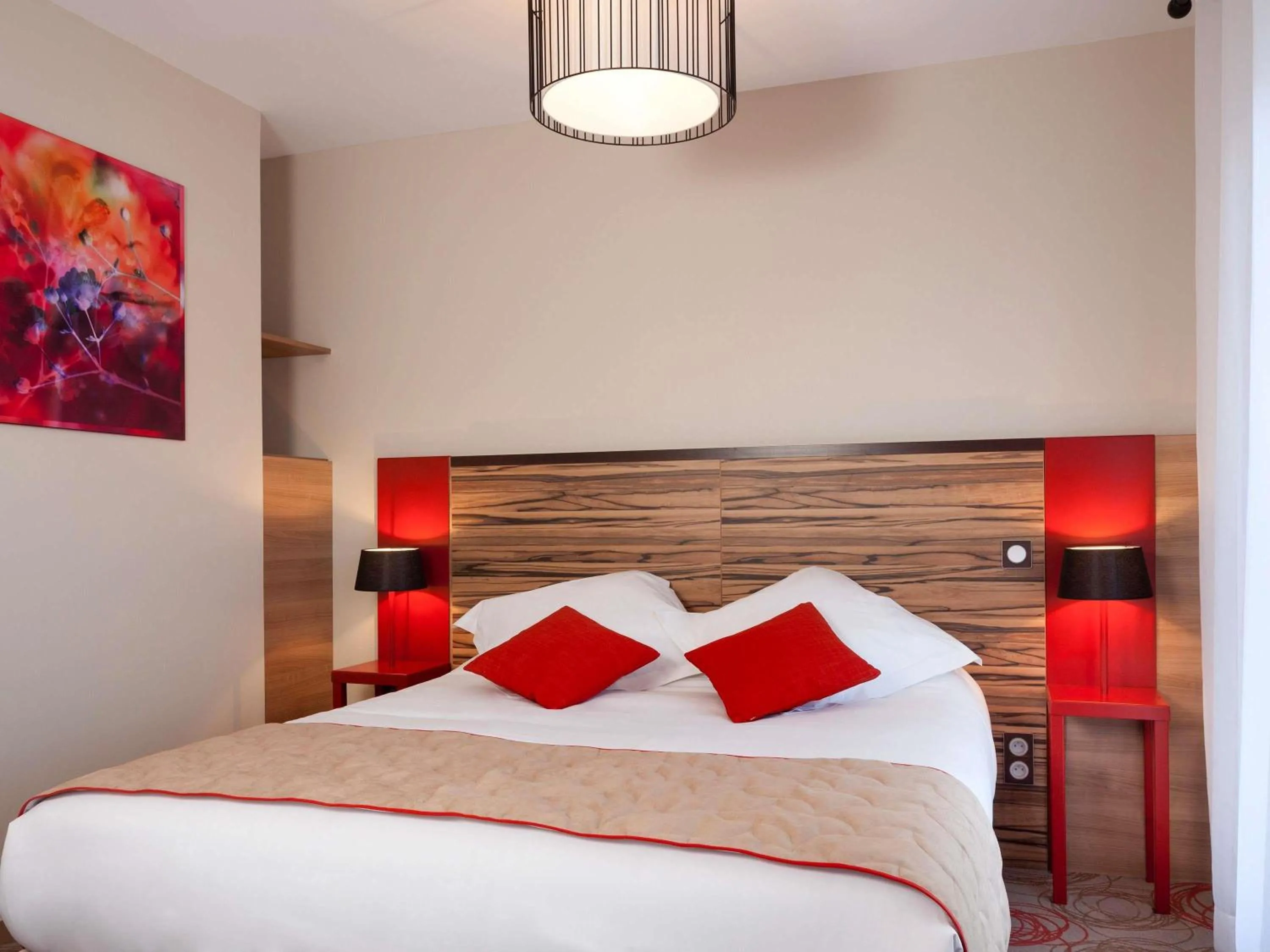 Bedroom, Bed in Aparthotel Adagio Lyon Patio Confluence