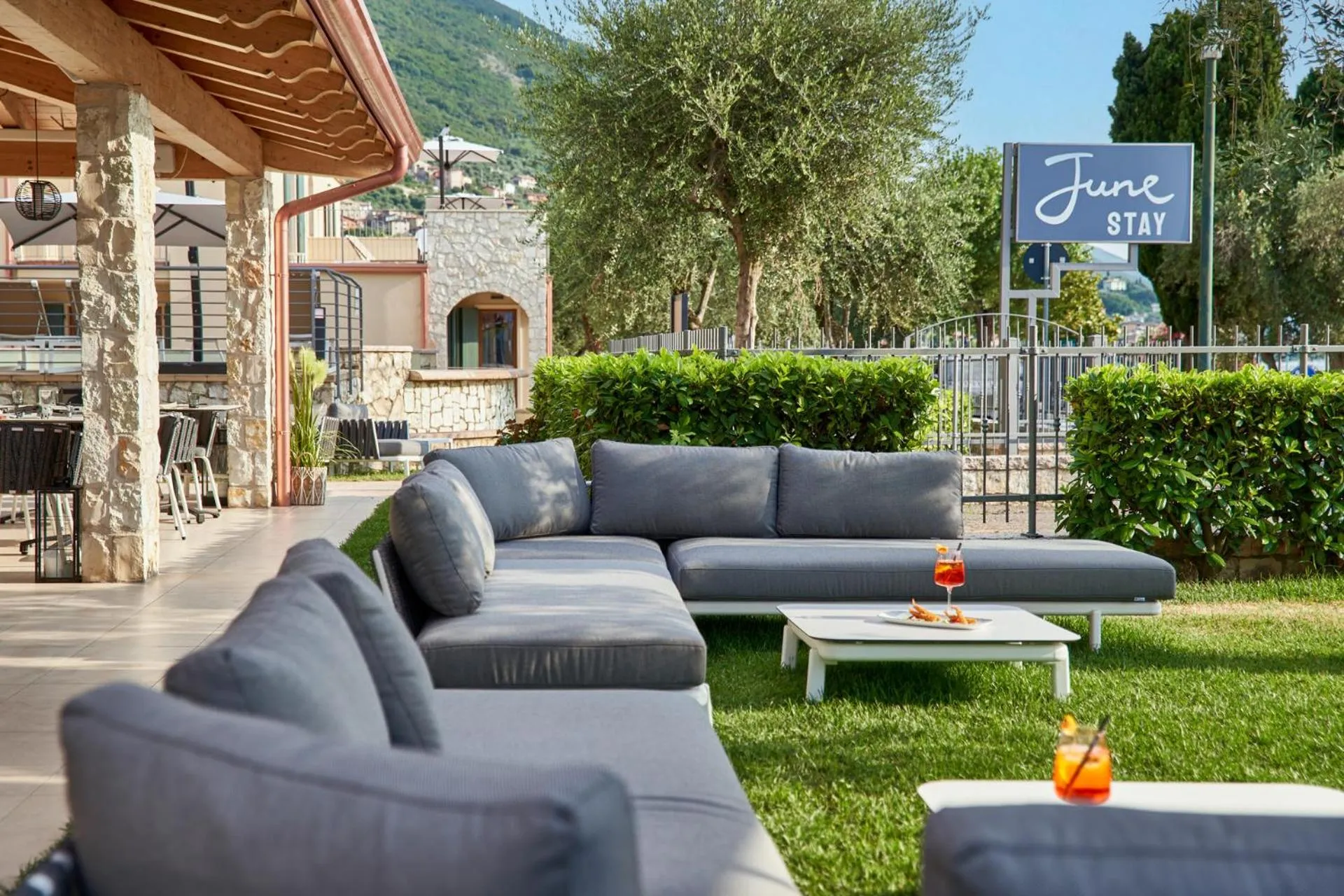 Lounge or bar in June Stay Lake Garda