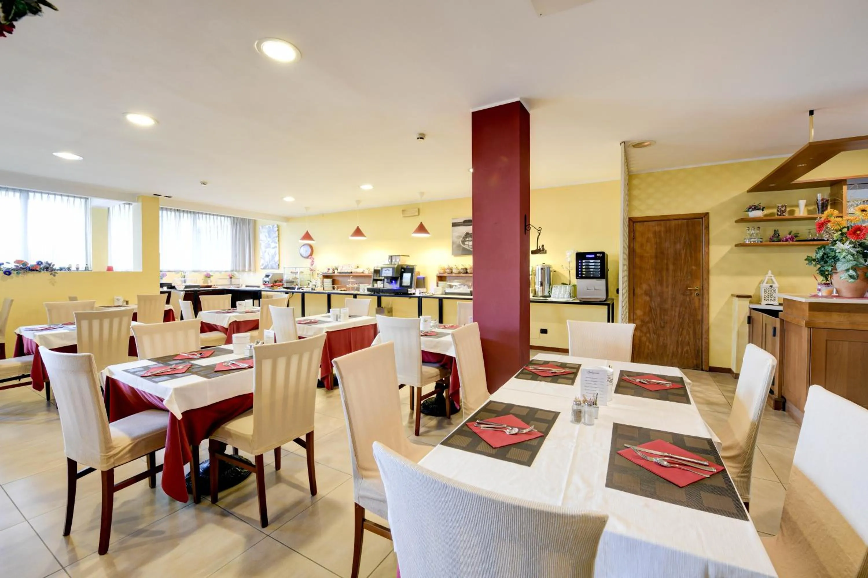 Breakfast in Lido International