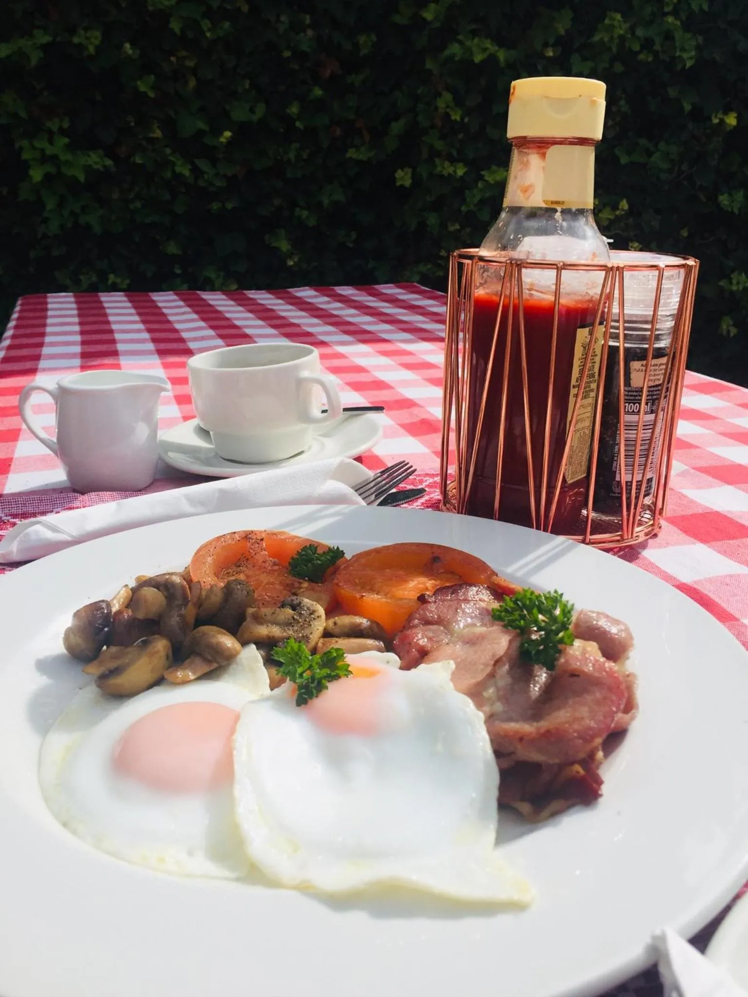 English/Irish breakfast in Dolphin Circle Bed and Breakfast