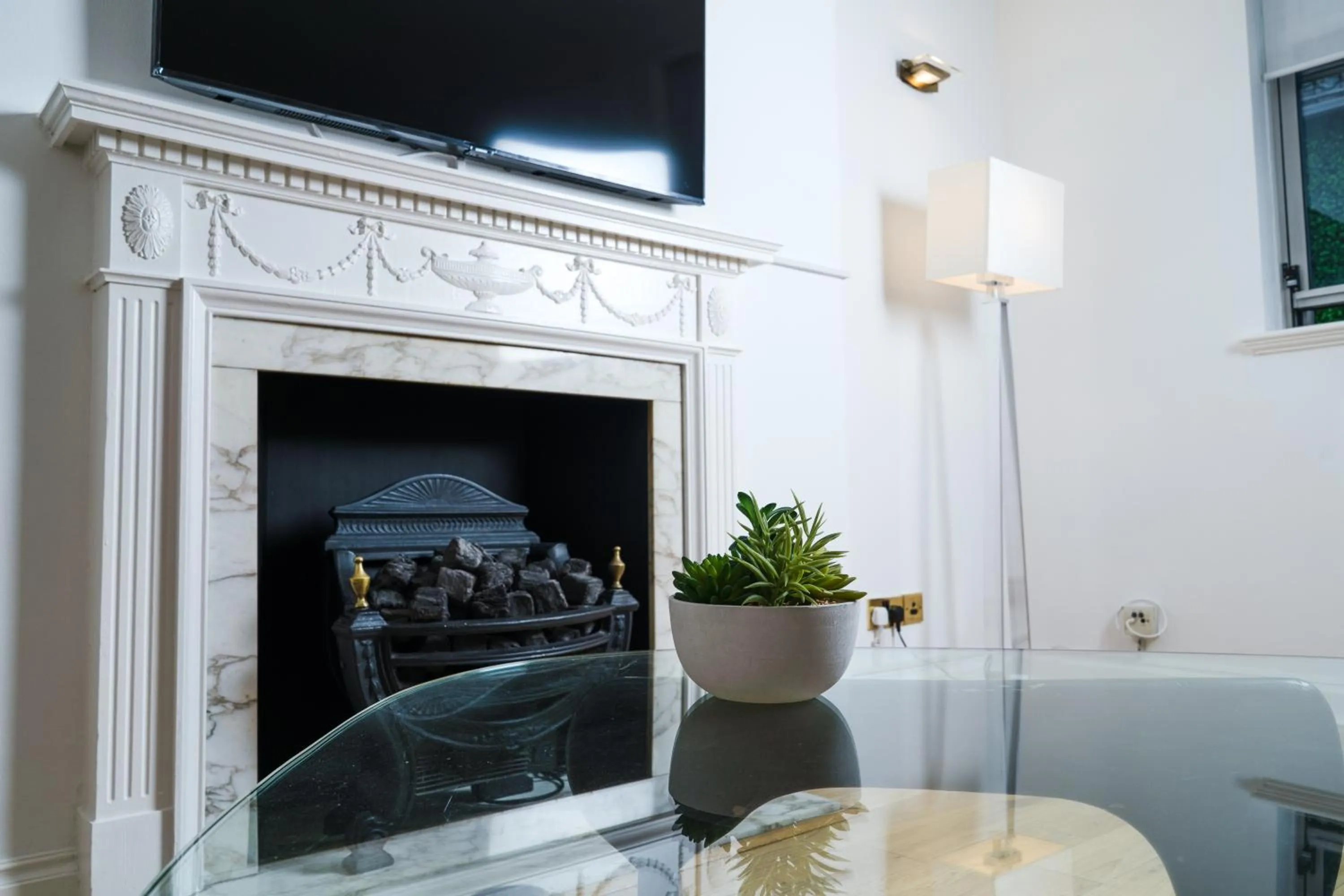 Communal lounge/ TV room in Stay in bond street