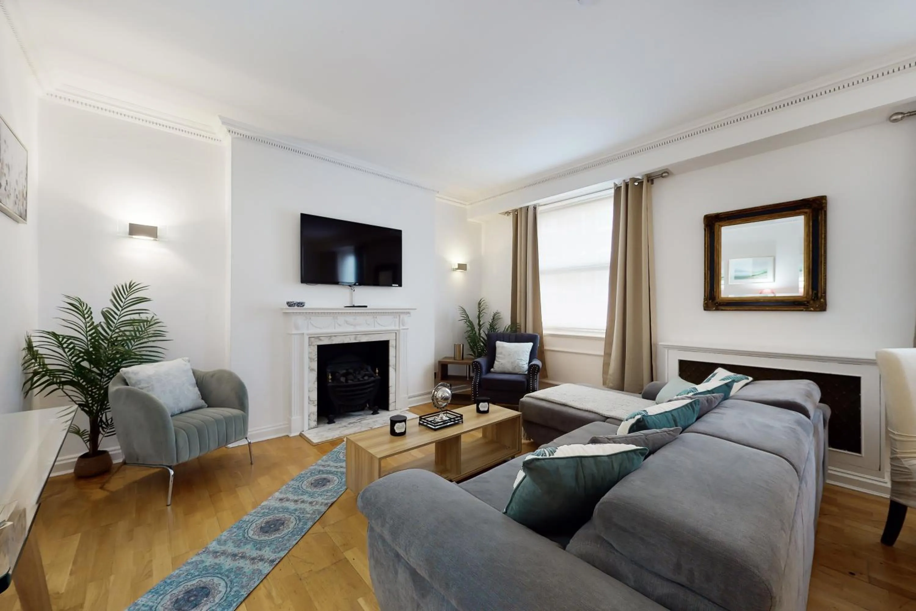 TV and multimedia in Stay in bond street