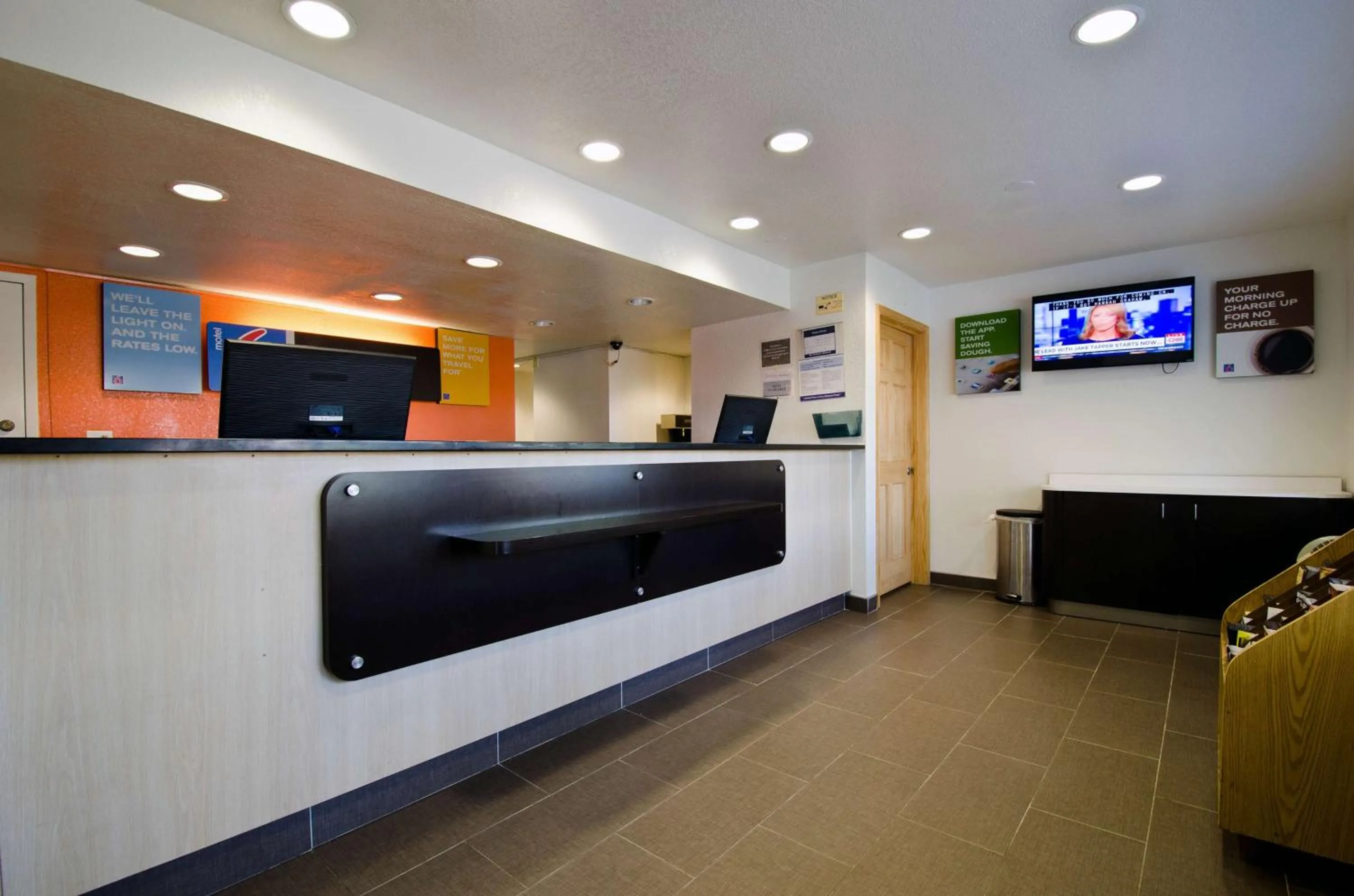 TV and multimedia in Motel 6-Camp Springs, DC - South Camp Springs