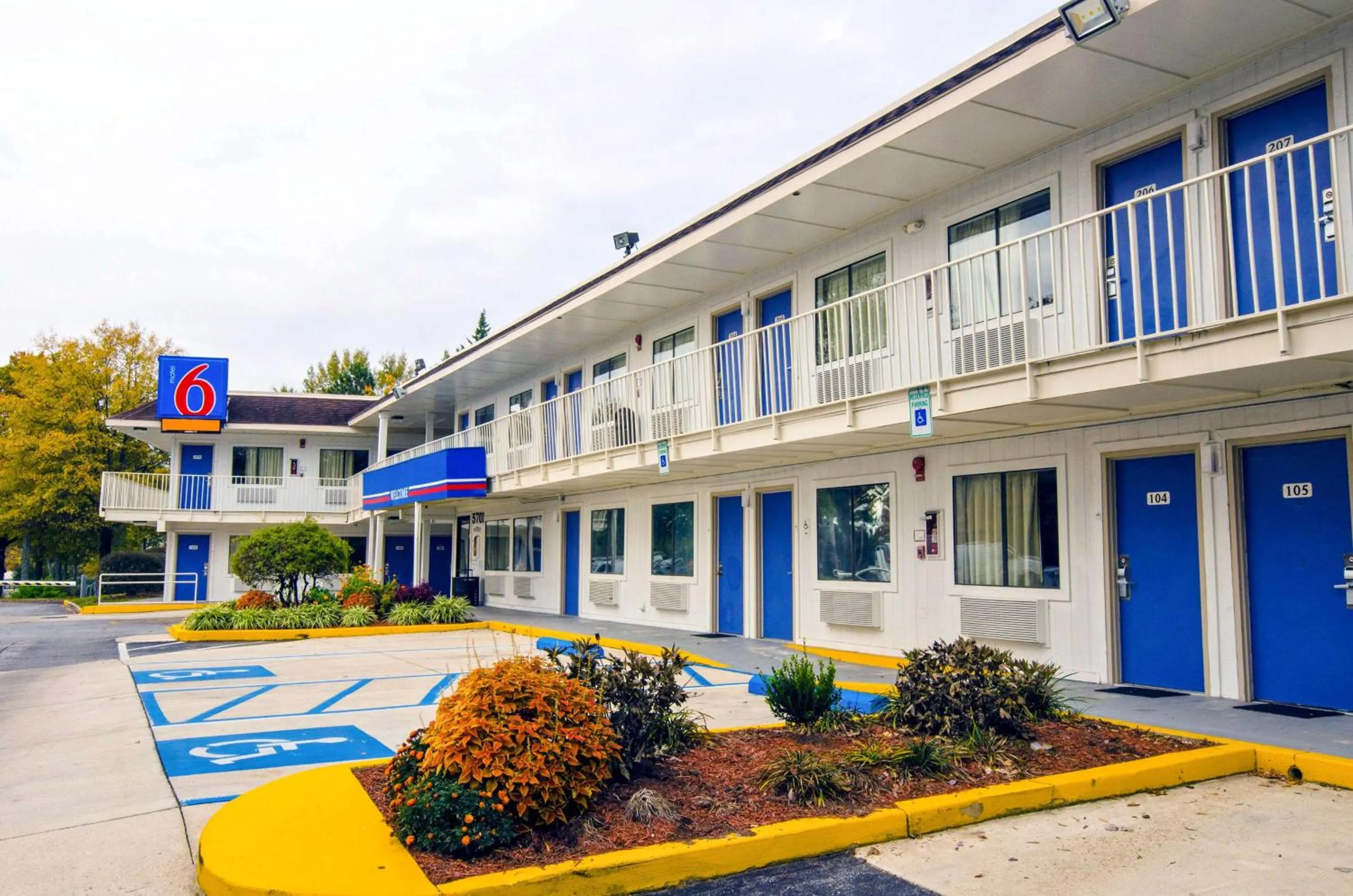 Property building in Motel 6-Camp Springs, DC - South Camp Springs