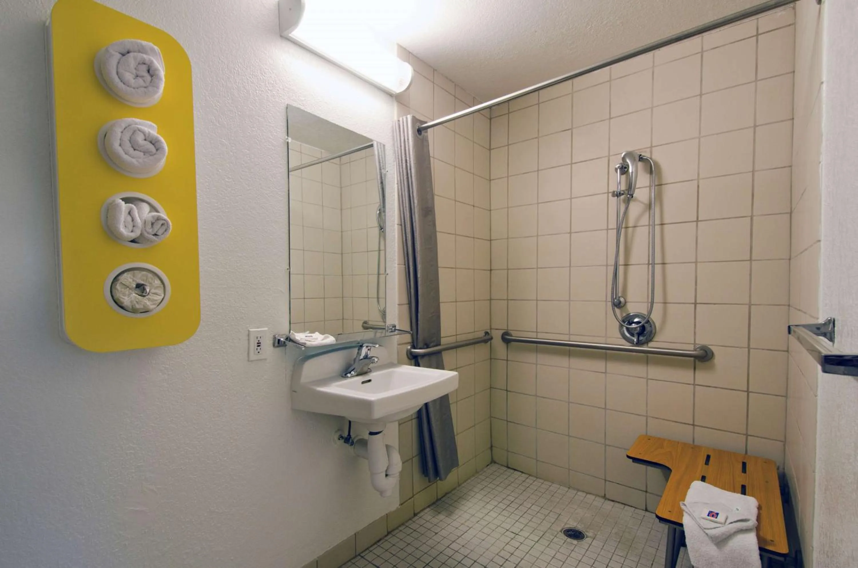 Shower in Motel 6-Camp Springs, DC - South Camp Springs