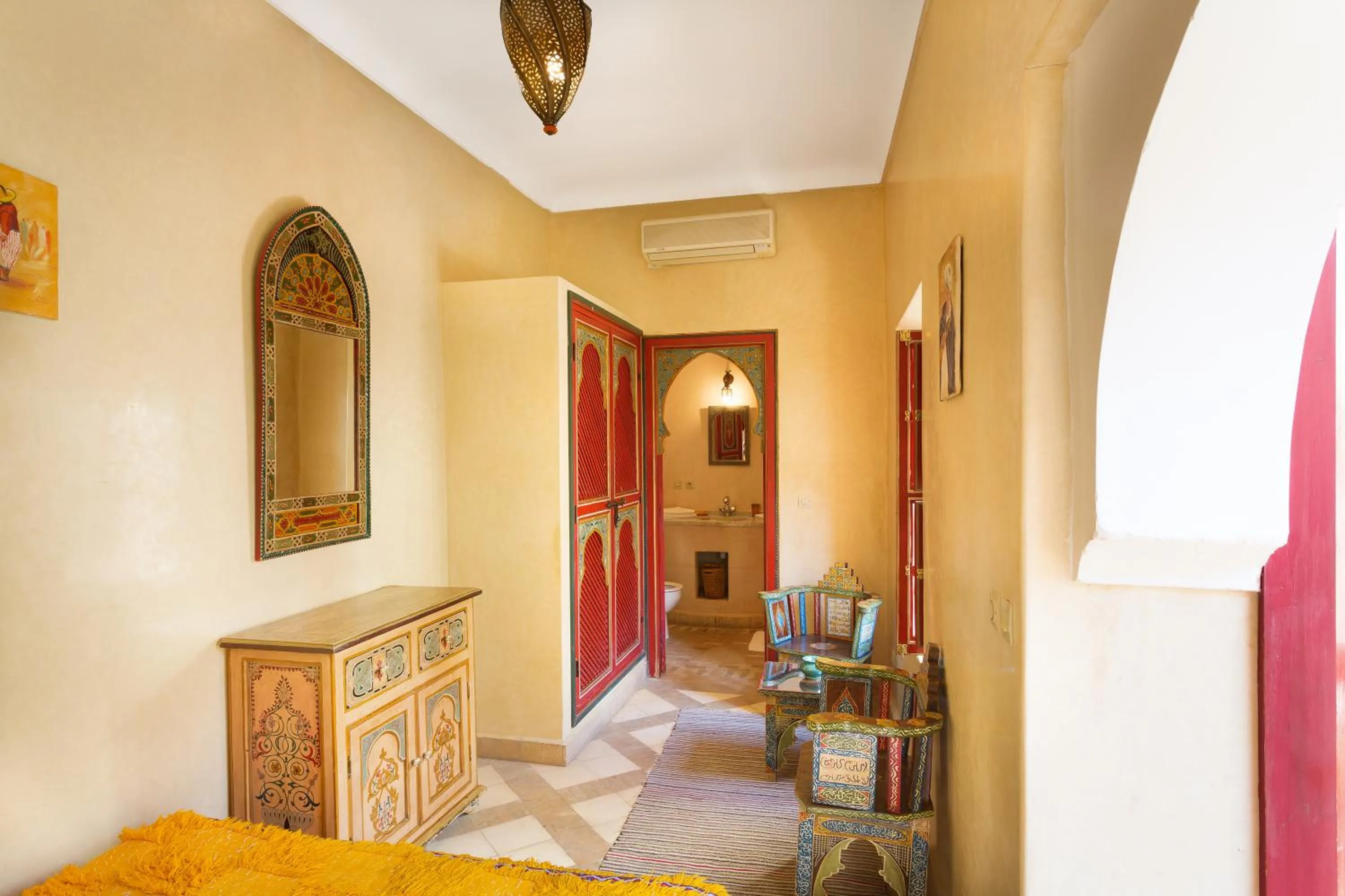 Dining area, Bed in Riad Julia