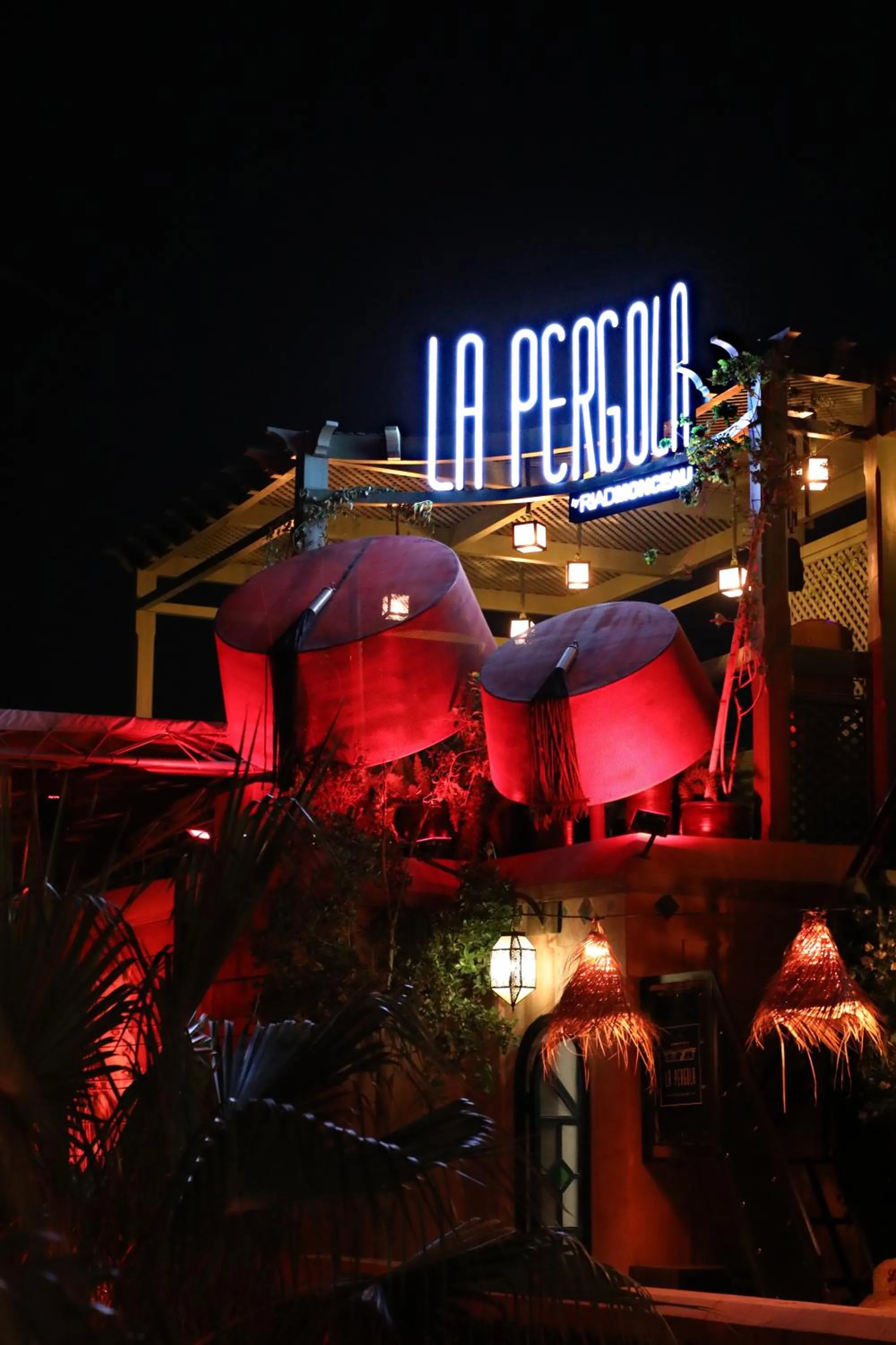 Restaurant/places to eat in Riad Monceau