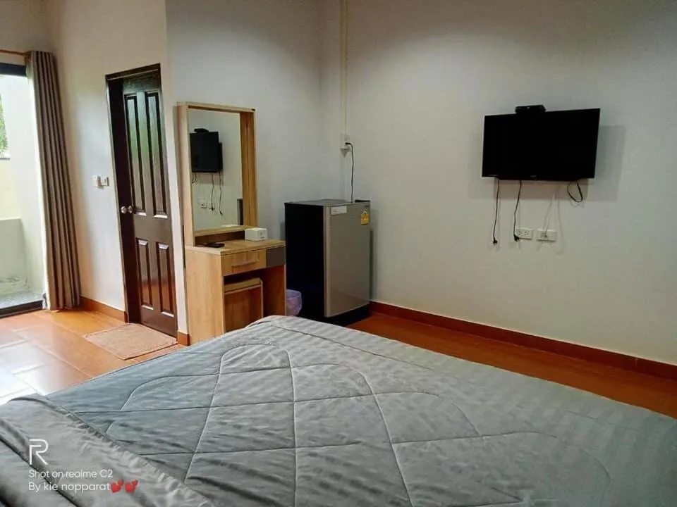 Photo of the whole room, Bed in Rabbit Hotel