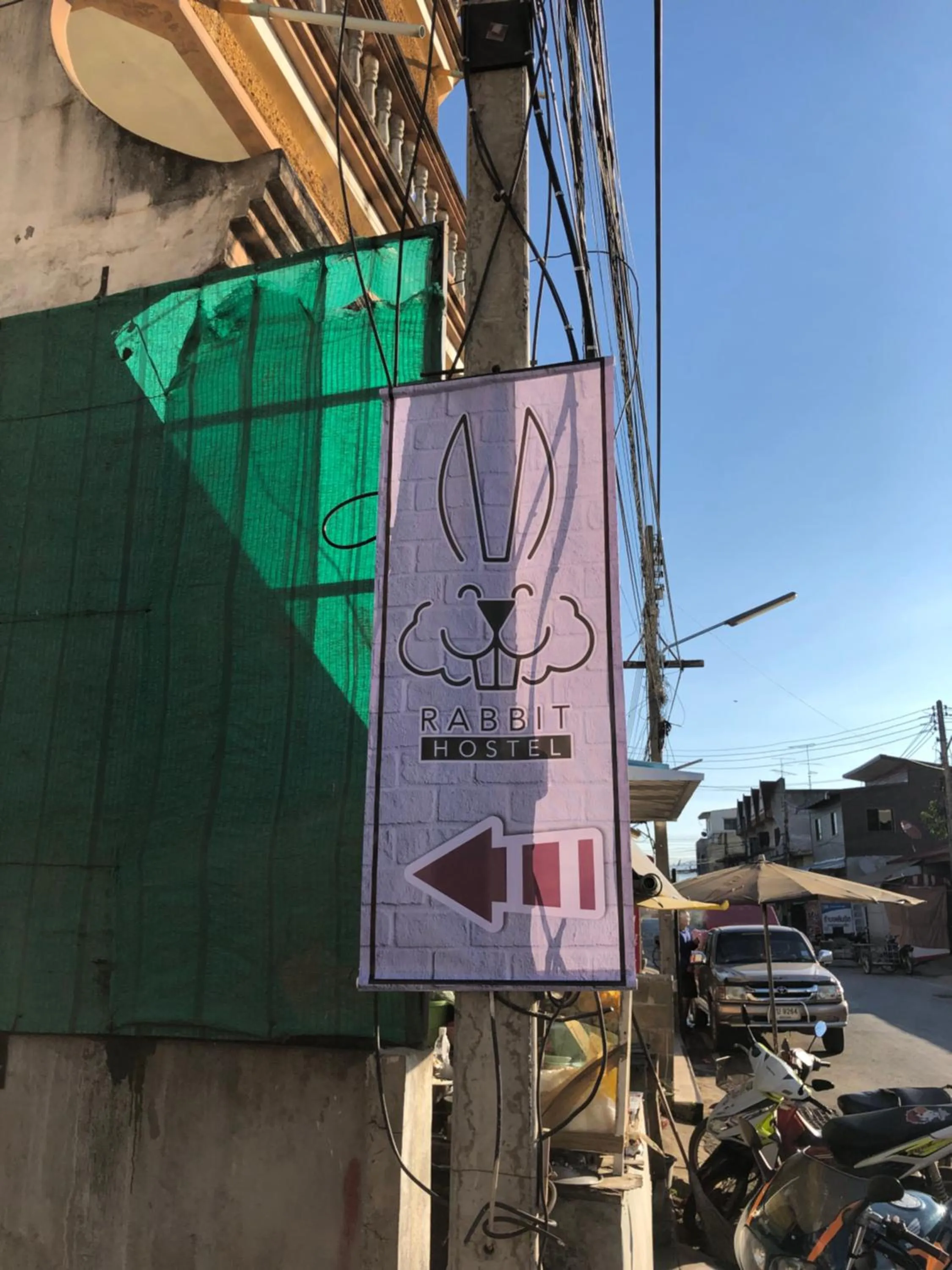 Facade/entrance in Rabbit Hotel