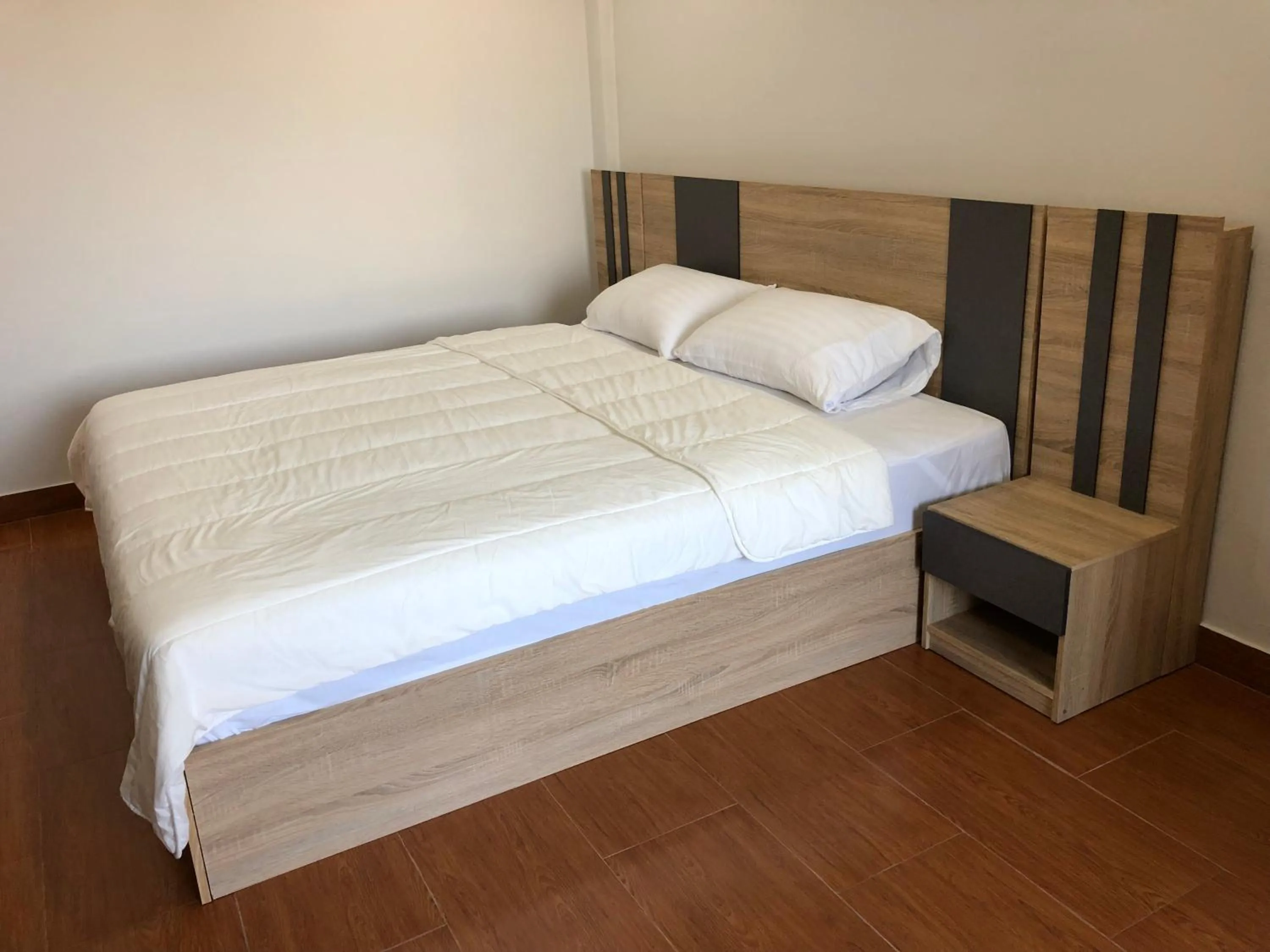 Photo of the whole room, Bed in Rabbit Hotel