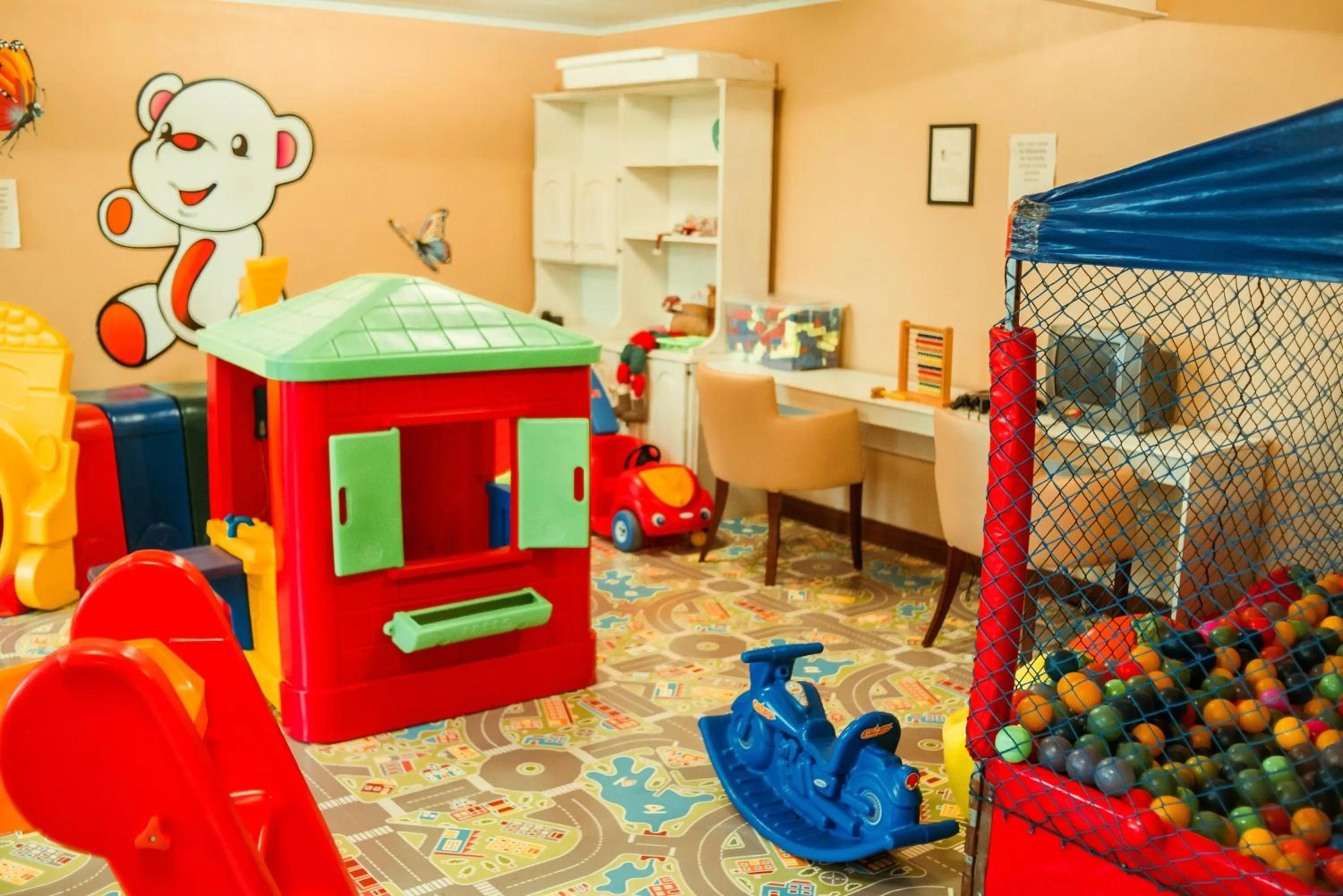 Children play ground in Hotel Bangalôs da Serra